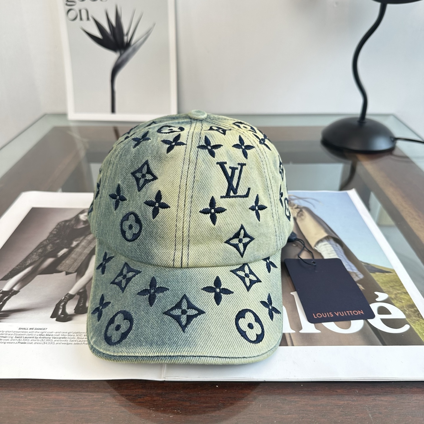 🧢路易威登棒球帽 LouisVuitton😍新款LV棒球帽，重工打造♥️高端大气，百搭款🤗男女通用！