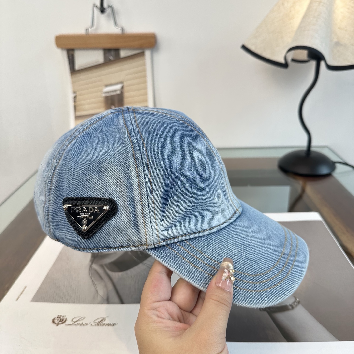 普拉达 Prada 经典棒球帽，显脸小 大牌款超好搭配，赶紧入手！