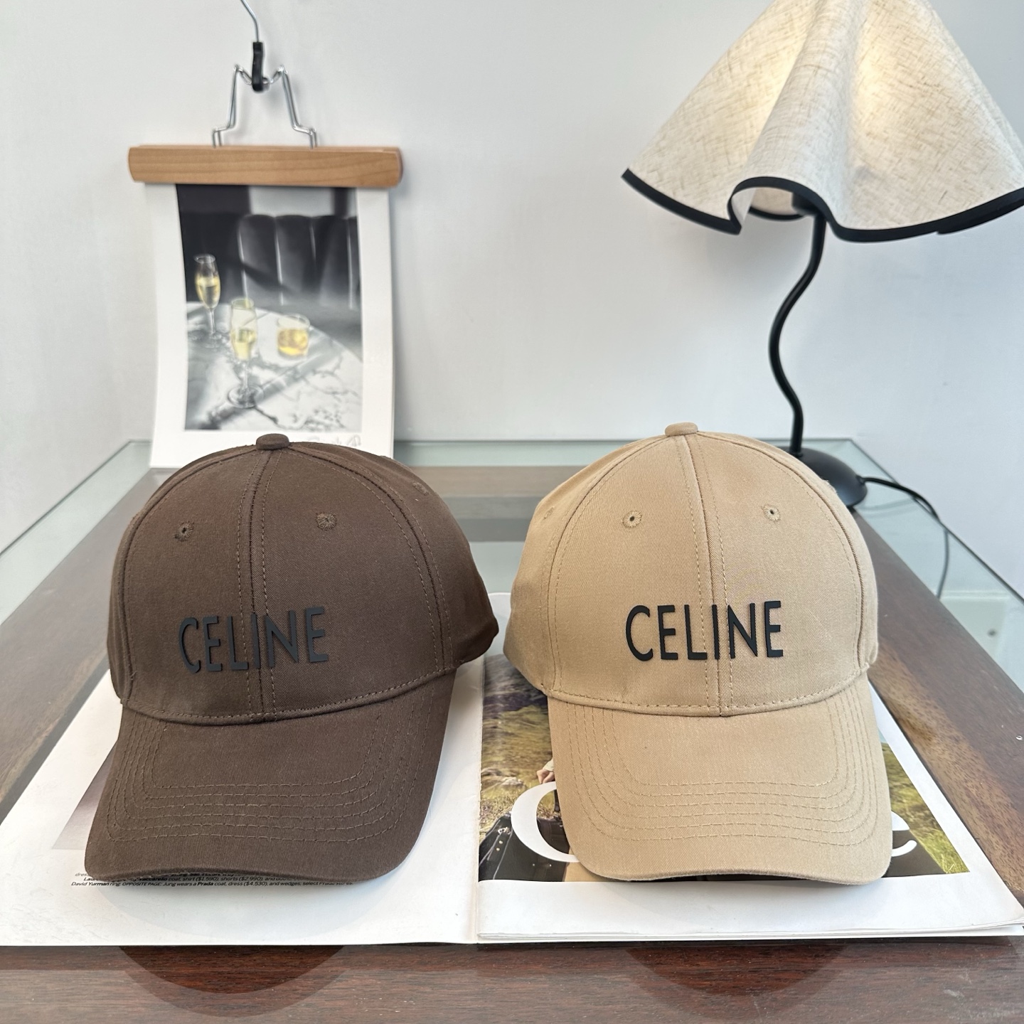 爆款CELINE（赛琳）简约明星同款最新棒球帽，时尚潮流，高端做工！每一个帽子都是用心之作！非一般的品质，男女均可。  