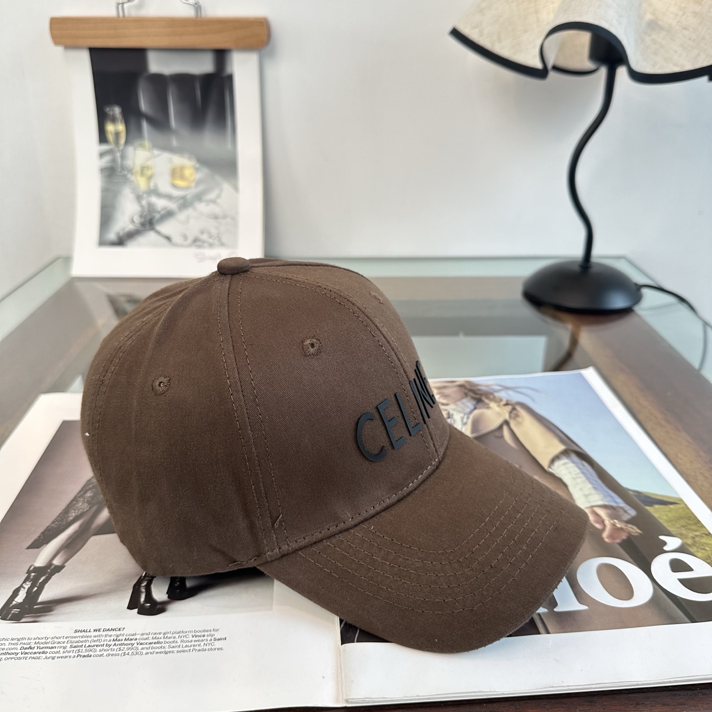 爆款CELINE（赛琳）简约明星同款最新棒球帽，时尚潮流，高端做工！每一个帽子都是用心之作！非一般的品质，男女均可。  