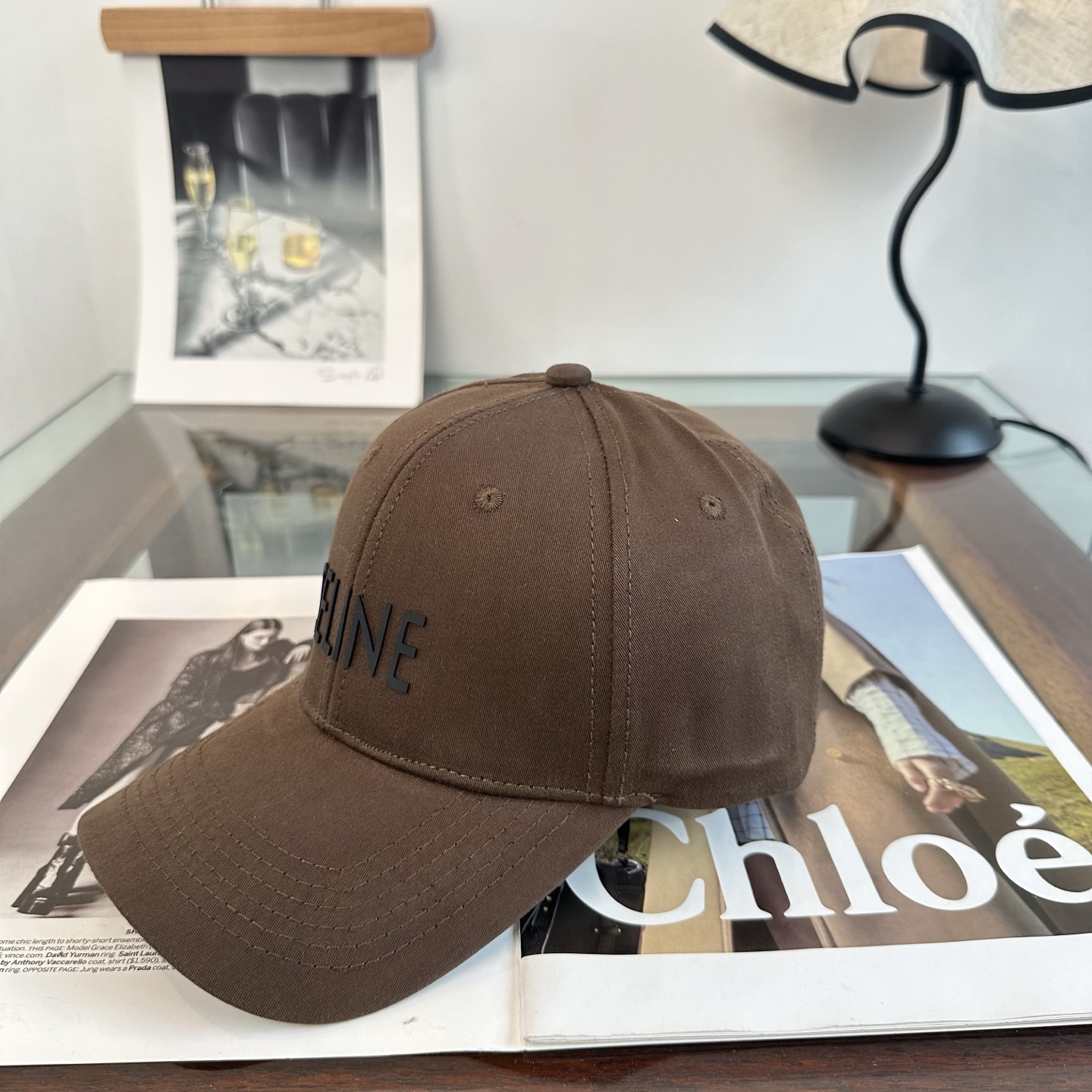 爆款CELINE（赛琳）简约明星同款最新棒球帽，时尚潮流，高端做工！每一个帽子都是用心之作！非一般的品质，男女均可。  