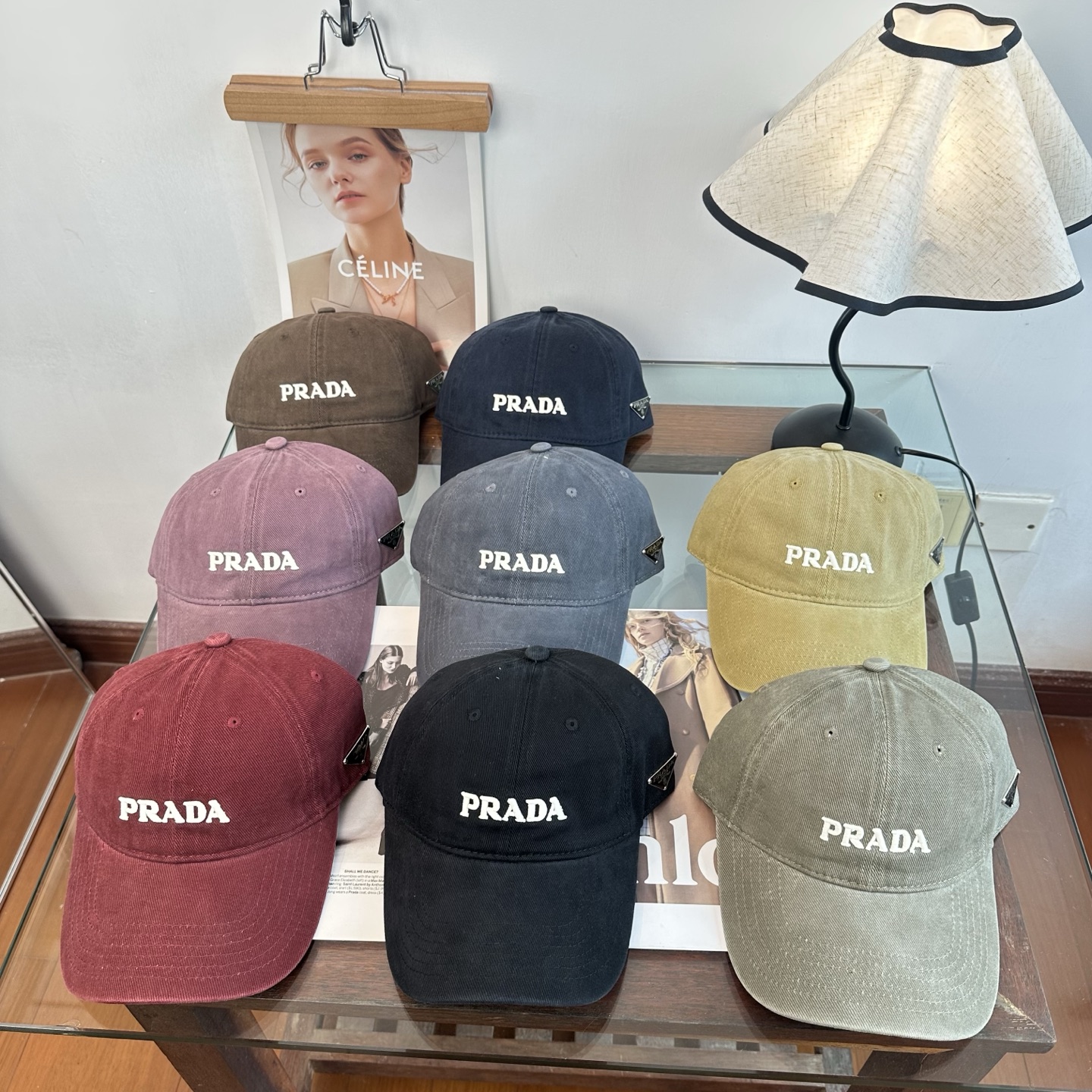 普拉达 Prada 经典棒球帽，显脸小 大牌款超好搭配，赶紧入手！