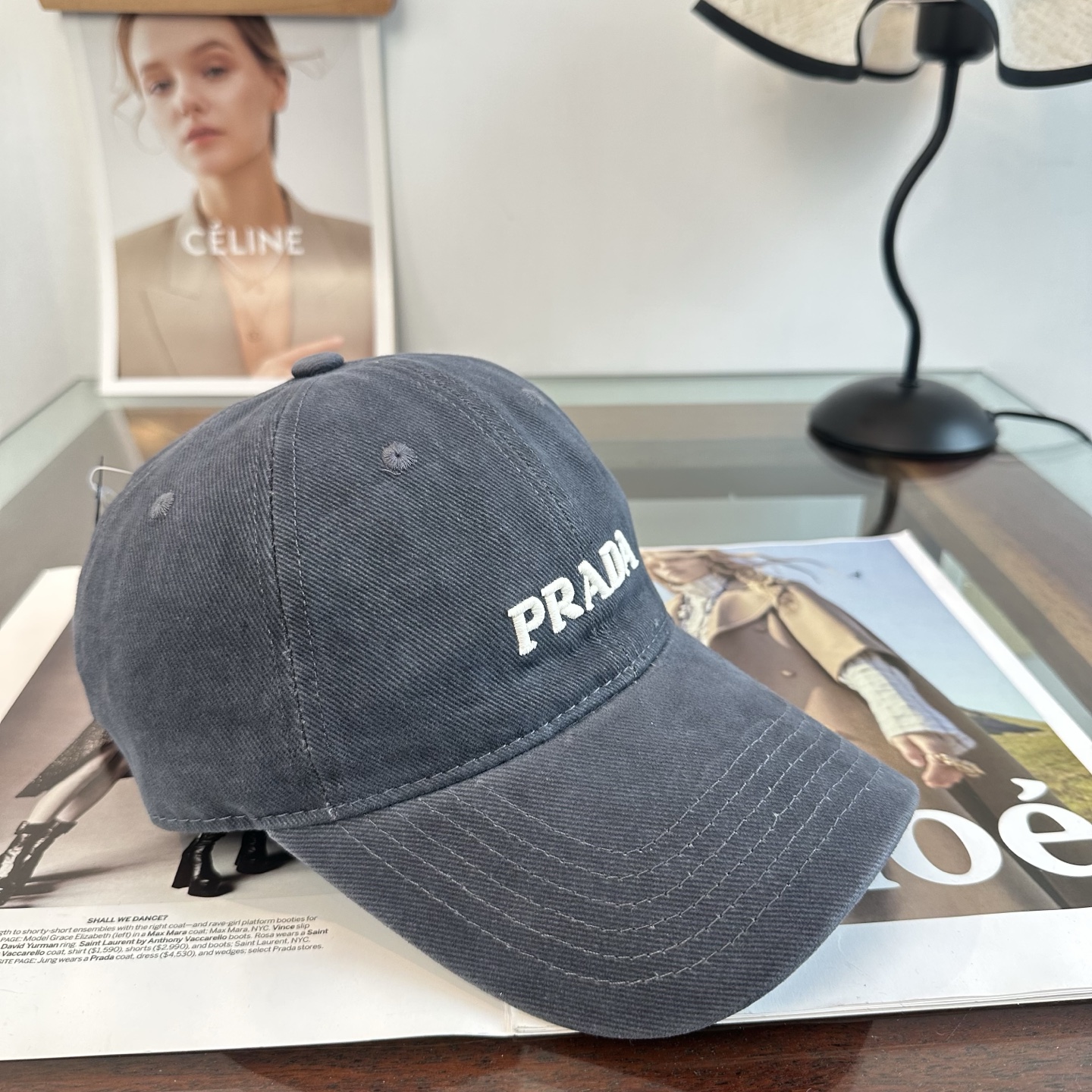 普拉达 Prada 经典棒球帽，显脸小 大牌款超好搭配，赶紧入手！