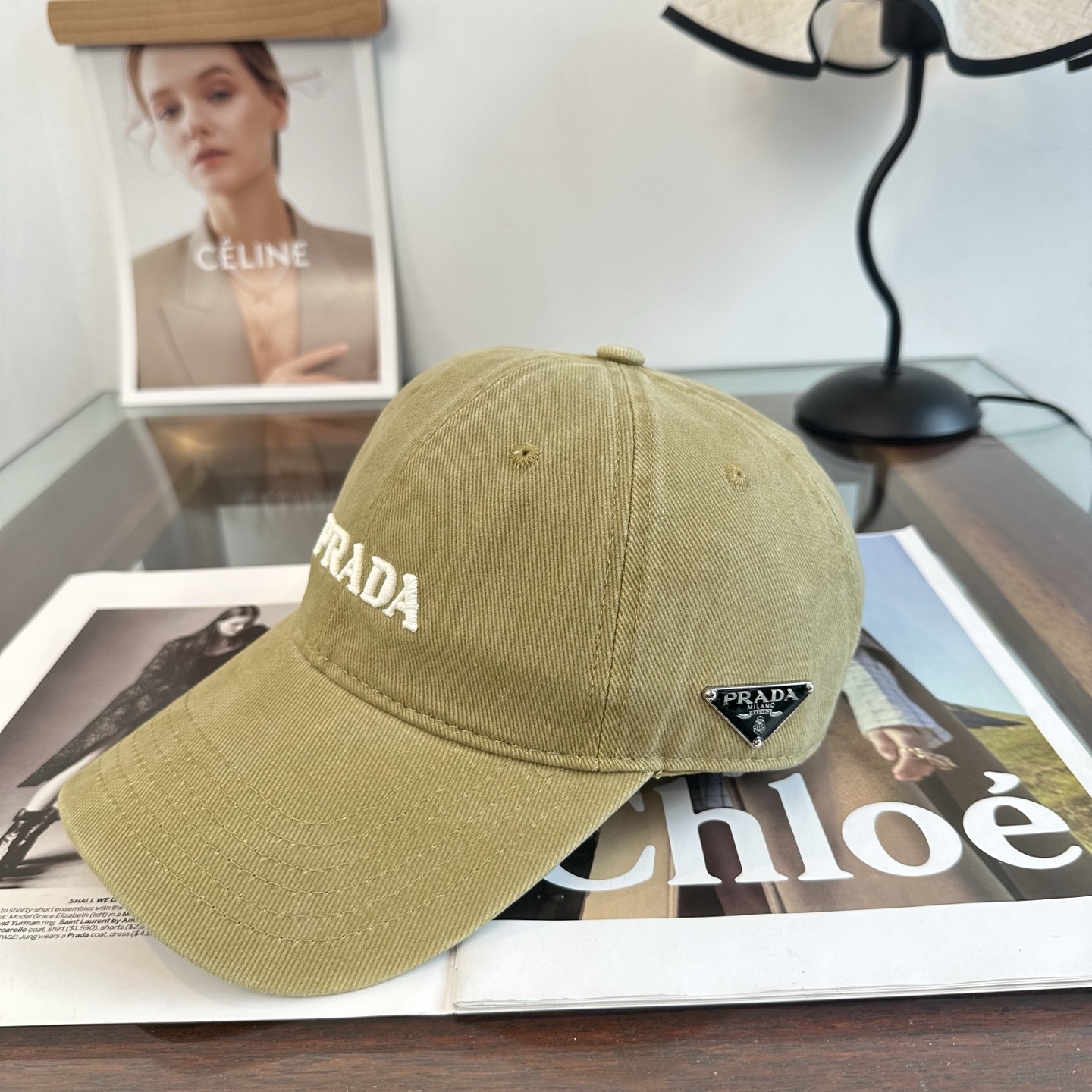 普拉达 Prada 经典棒球帽，显脸小 大牌款超好搭配，赶紧入手！