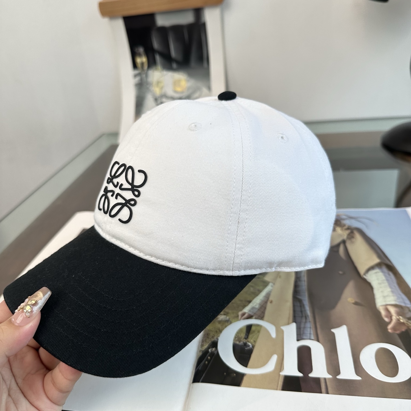 LOEWE【罗意威】新款棒球帽，专柜同步出货，大牌款超好搭配，赶紧入手
