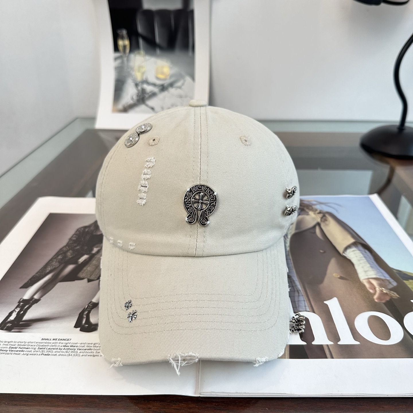 Chrome hearts 克罗心 新款十字架 高品质棒球帽，高端定制版！网红时尚博主同款！墙裂推荐！质量巨好！谁戴谁好