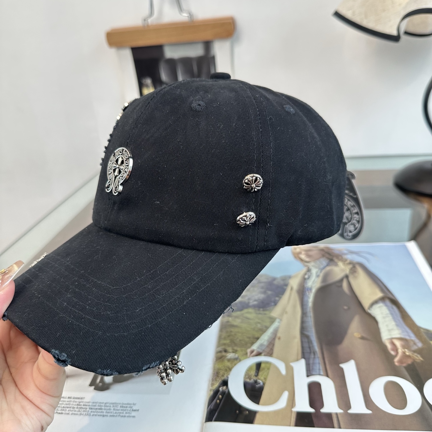 Chrome hearts 克罗心 新款十字架 高品质棒球帽，高端定制版！网红时尚博主同款！墙裂推荐！质量巨好！谁戴谁好