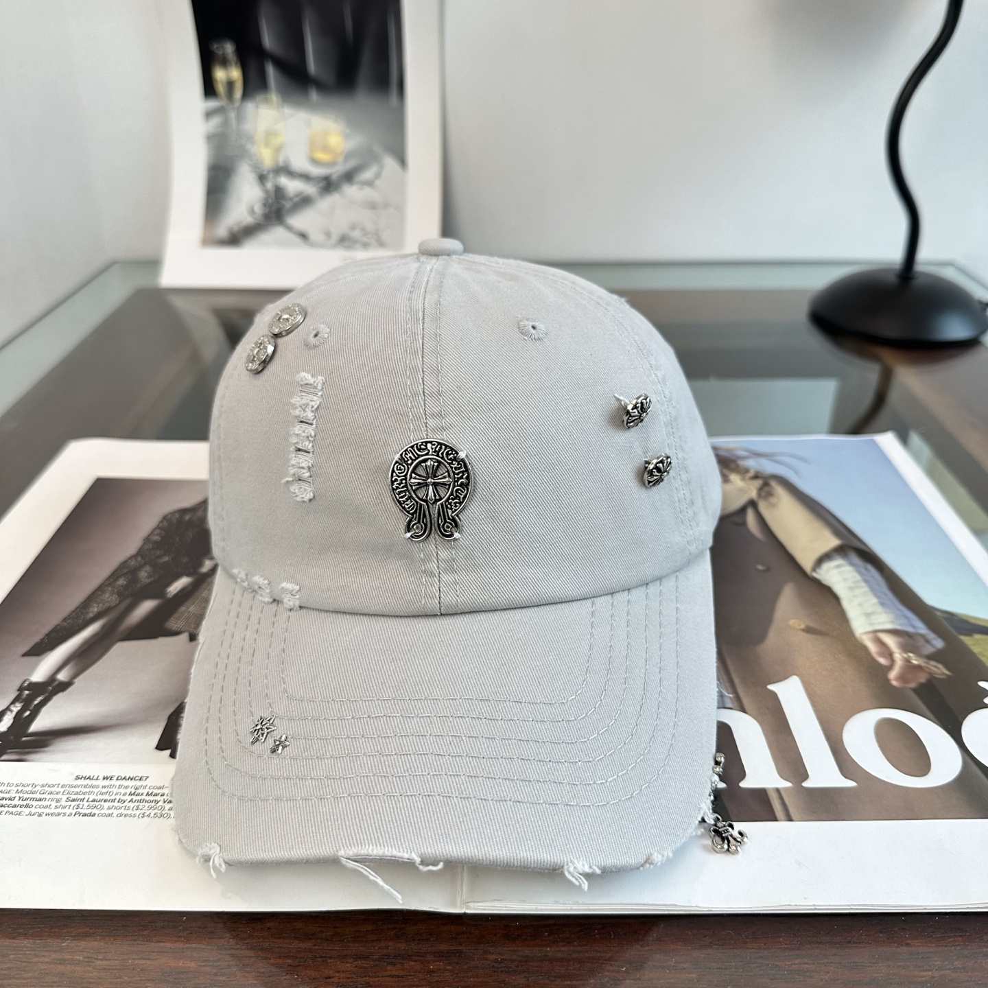 Chrome hearts 克罗心 新款十字架 高品质棒球帽，高端定制版！网红时尚博主同款！墙裂推荐！质量巨好！谁戴谁好