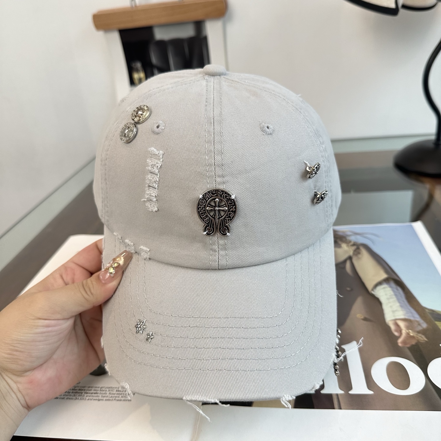 Chrome hearts 克罗心 新款十字架 高品质棒球帽，高端定制版！网红时尚博主同款！墙裂推荐！质量巨好！谁戴谁好