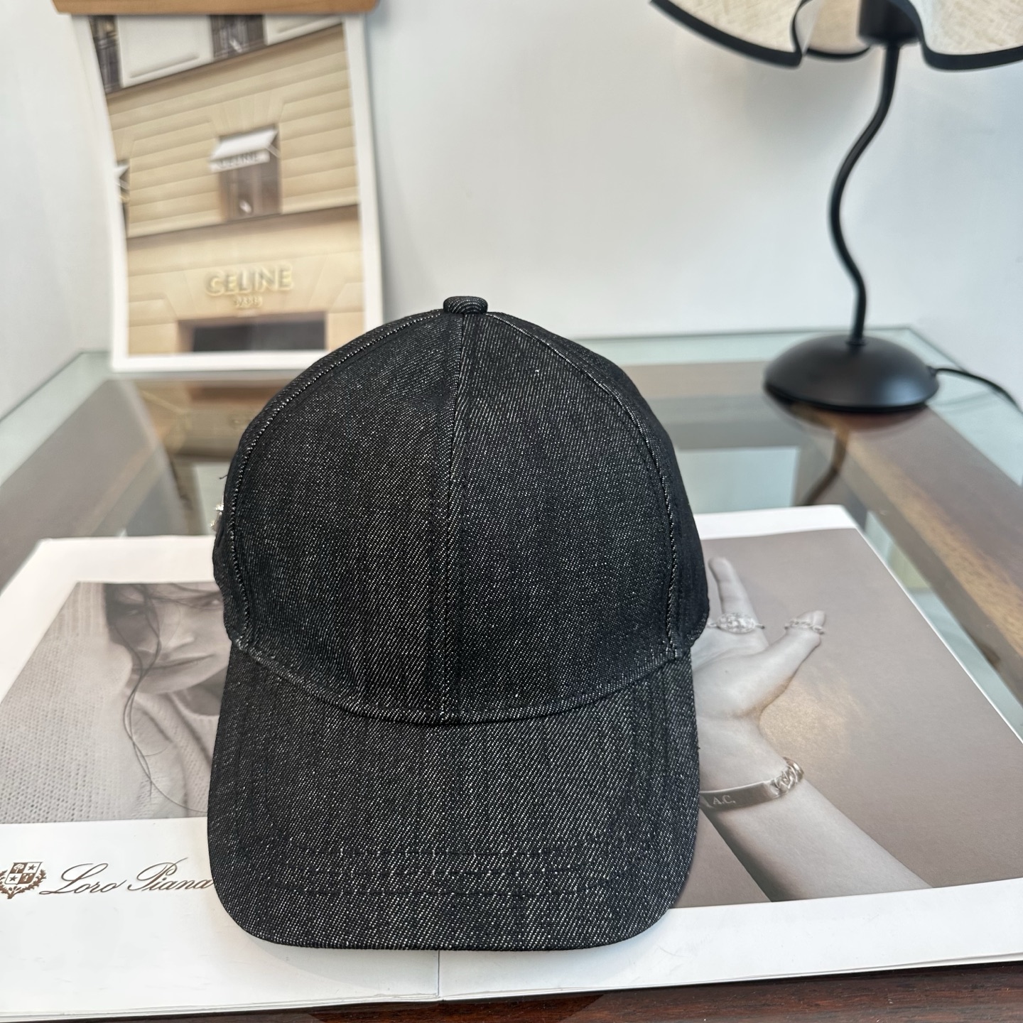 普拉达 Prada 经典棒球帽，显脸小 大牌款超好搭配，赶紧入手！