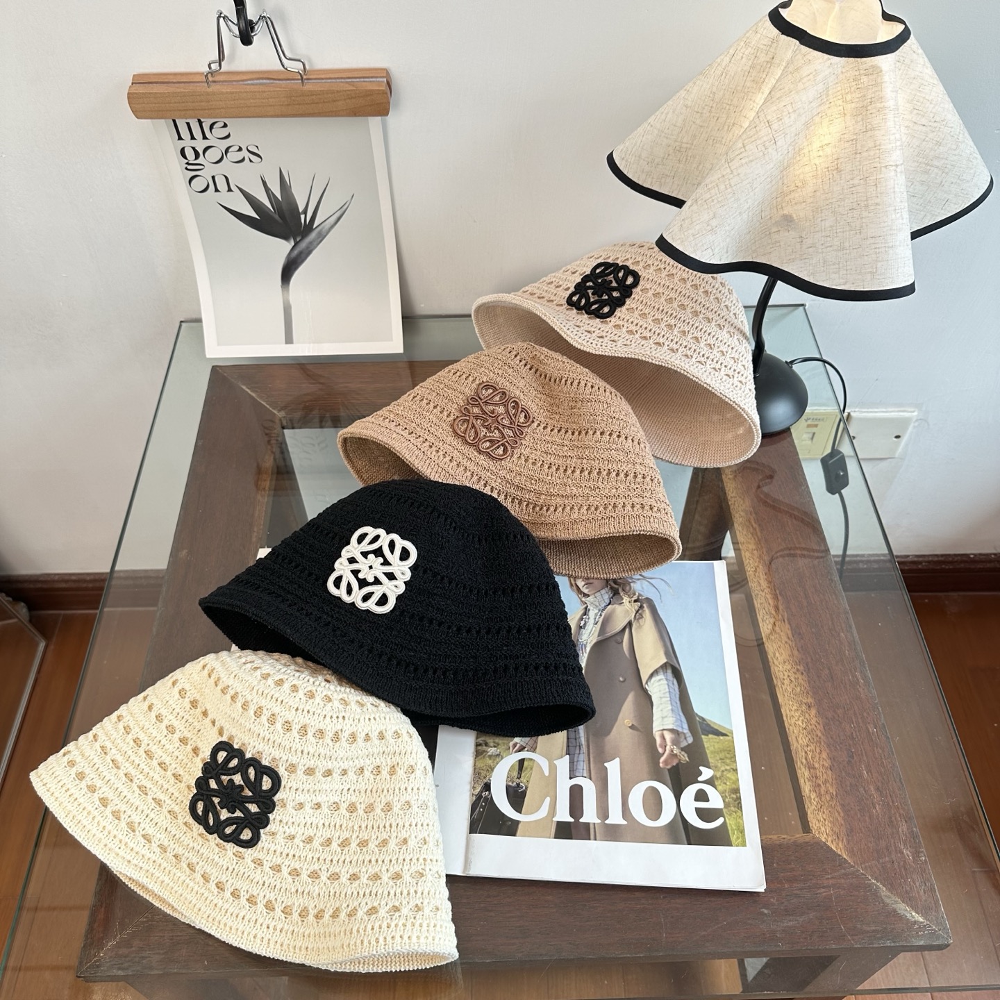 NO:948717,Loewe bucket hat for women 2026 without makeup, Internet celebrity, versatile bucket hat, sun protection, face covering, fashionable basin hat, straw hat, fisherman hat, baseball cap, hat, loewe, espadrilles, hats19860909罗意威 渔夫帽女2026素颜网红百搭水桶帽子防晒遮脸时尚盆帽帽子草帽渔夫帽棒球帽,帽子,loewe,espadrilles,hats,hat