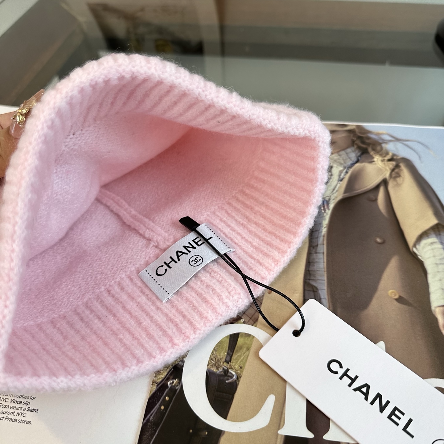 CHANEL香奈儿 秋冬新款针织毛线帽，超火爆💖质感一流，出街超好搭配！减龄神器