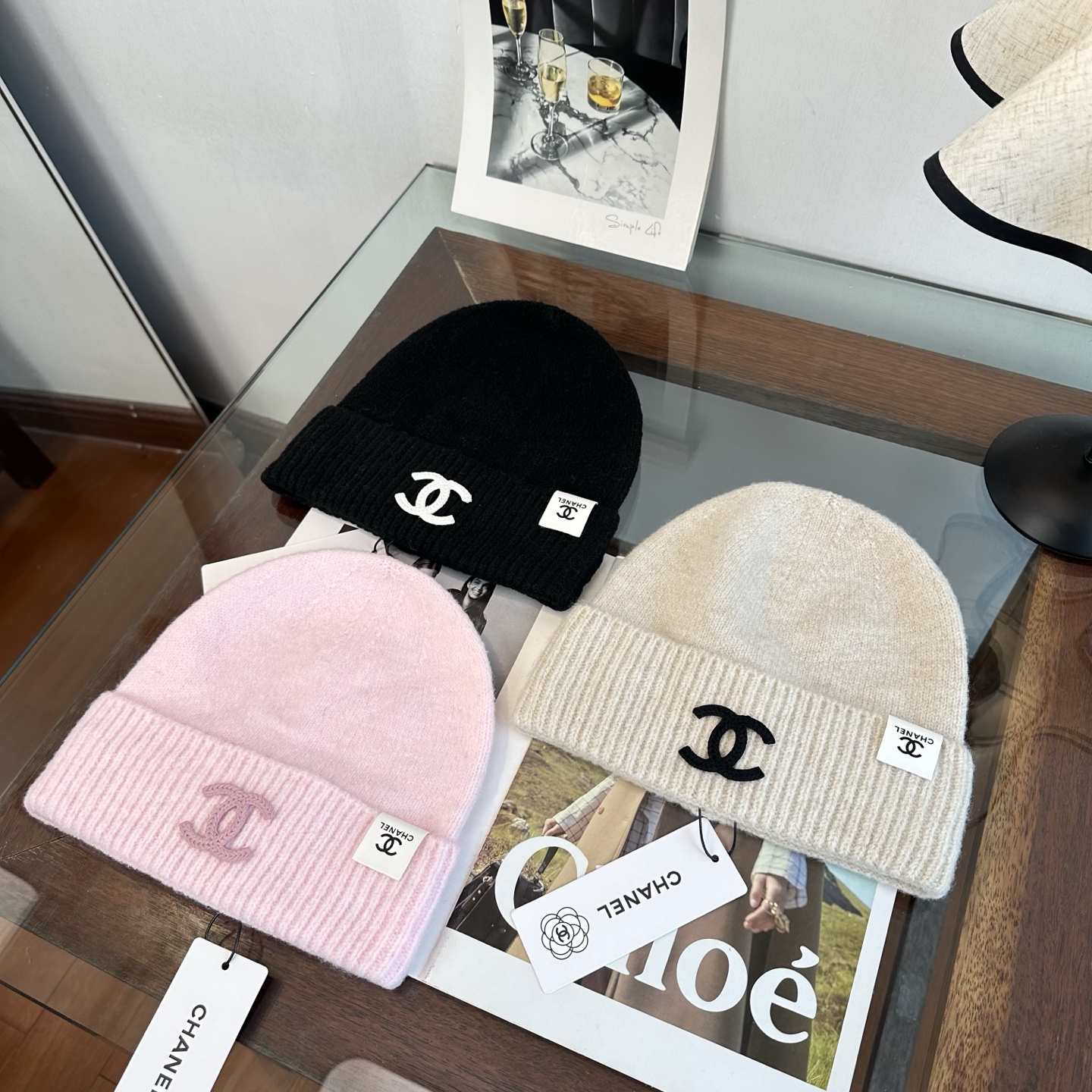 NO:948695,CHANEL Chanel's new autumn and winter knitted woolen hat, super popular and first-class texture, very easy to match when going out!  Age-reducing artifact hat, straw hat, fisherman hat, baseball cap, hat, chanel, chanel, espadrilles, hats19860909CHANEL香奈儿 秋冬新款针织毛线帽,超火爆质感一流,出街超好搭配！减龄神器帽子草帽渔夫帽棒球帽,帽子,chanel,chanel,espadrilles,hats,hat