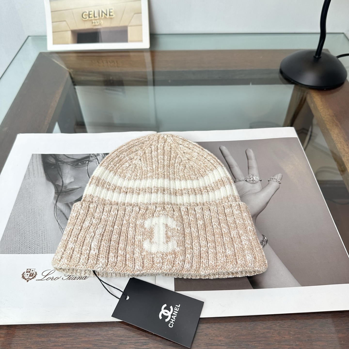 NO:949489,CHANEL Chanel's new autumn and winter knitted woolen hat, super popular and first-class texture, very easy to match when going out!  Age-reducing artifact hat, straw hat, fisherman hat, baseball cap, hat, chanel, chanel, espadrilles, hats19860909CHANEL香奈儿 秋冬新款针织毛线帽,超火爆质感一流,出街超好搭配！减龄神器帽子草帽渔夫帽棒球帽,帽子,chanel,chanel,espadrilles,hats,hat