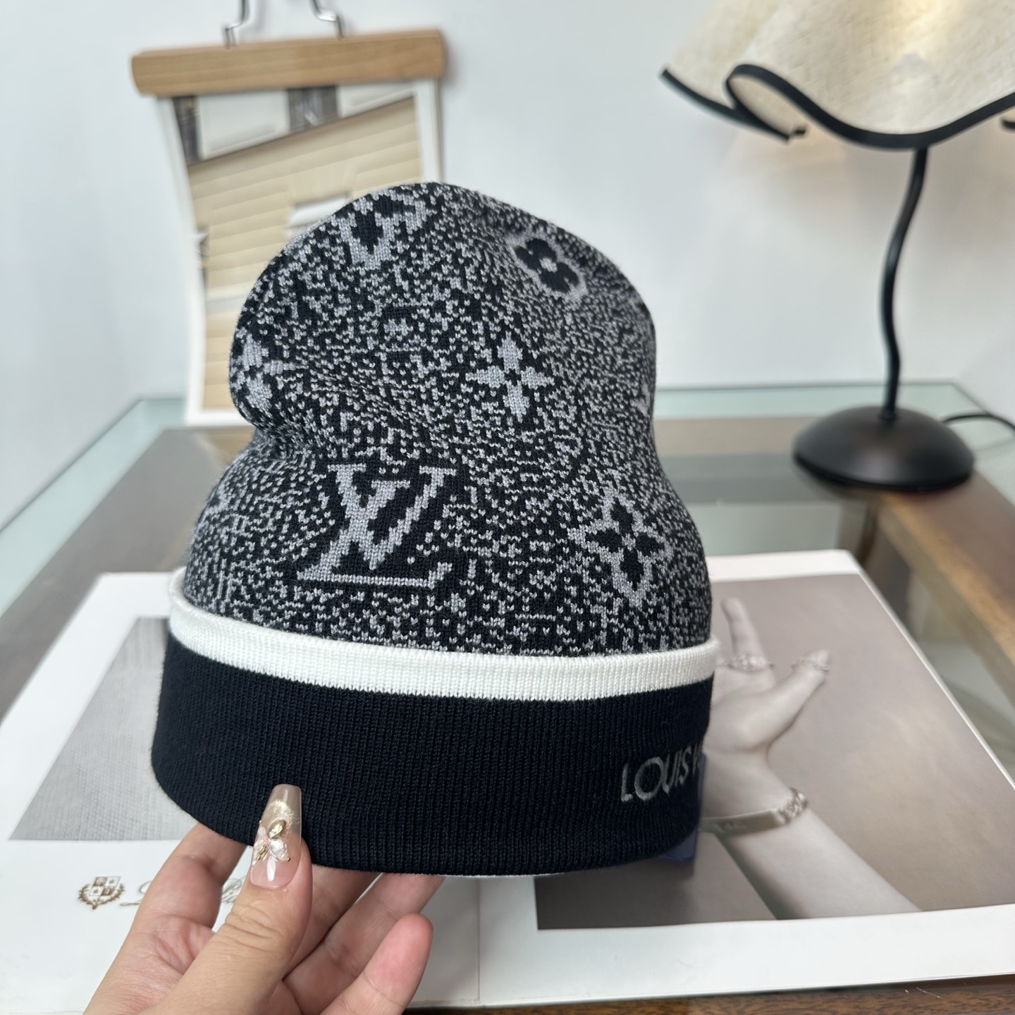 LV路易威登 秋冬新款针织毛线帽，超火爆💖质感一流，出街超好搭配！减龄神器
