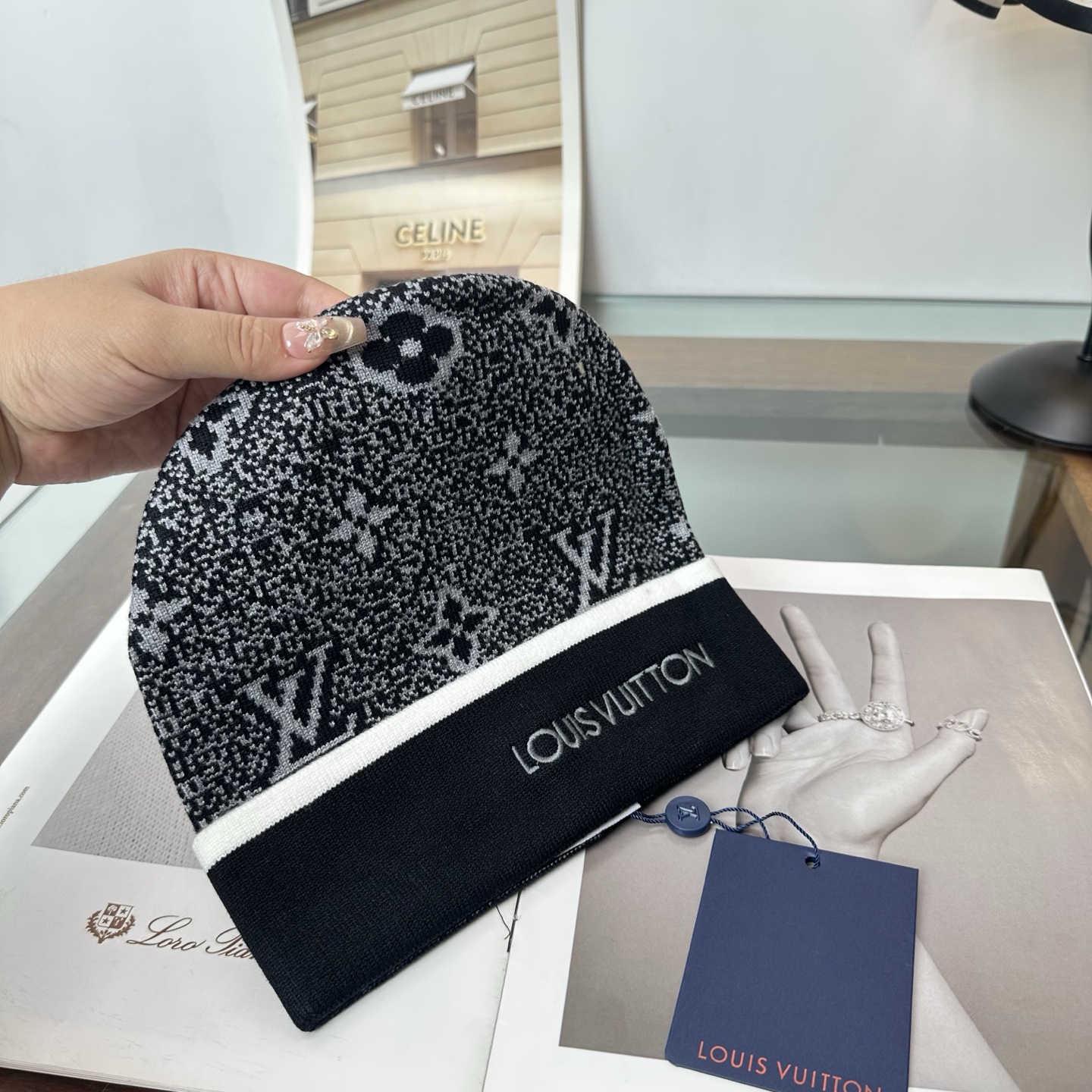 LV路易威登 秋冬新款针织毛线帽，超火爆💖质感一流，出街超好搭配！减龄神器