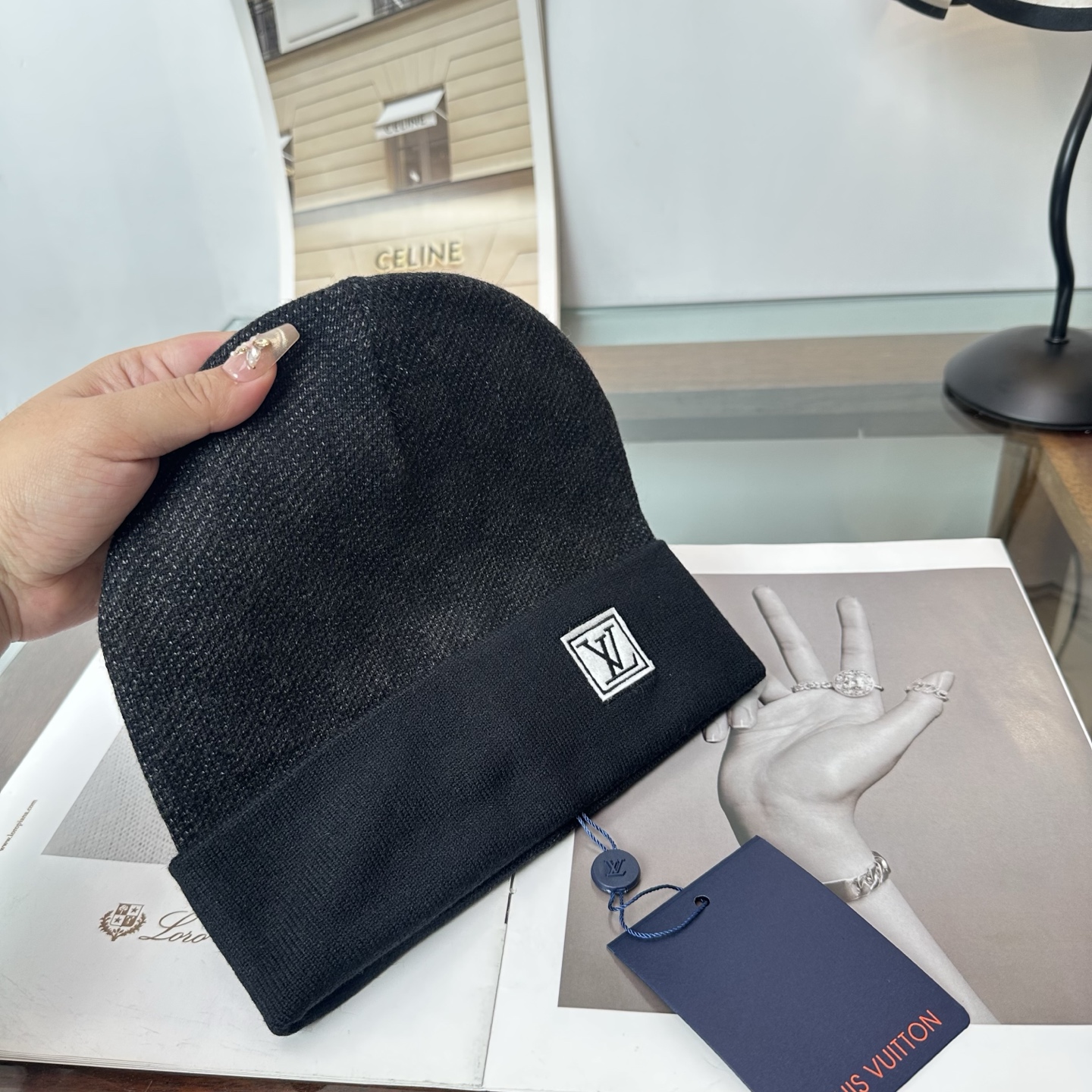 LV路易威登 秋冬新款针织毛线帽，超火爆💖质感一流，出街超好搭配！减龄神器