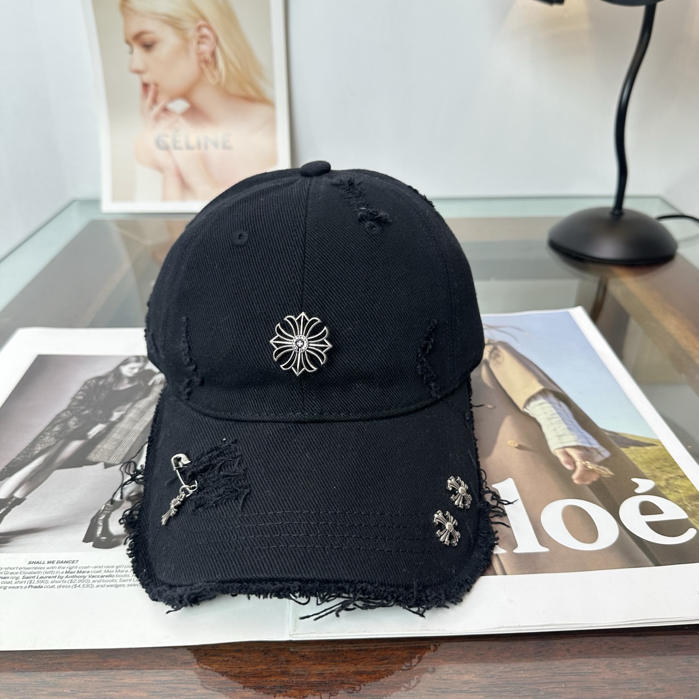 NO:949458,Chrome hearts Chrome hearts new cross high-quality baseball cap, high-end customized version!  The same style as the internet celebrity fashion blogger!  Wall crack recommended!  Great quality!  Who looks better in whoever wears it? Hats, straw hats, bucket hats, baseball caps, hats, chrome hearts, chrome hearts, espadrilles, hats19860909Chrome hearts 克罗心 新款十字架 高品质棒球帽,高端定制版！网红时尚博主同款！墙裂推荐！质量巨好！谁戴谁好看~帽子草帽渔夫帽棒球帽,帽子,chrome hearts,chrome hearts,espadrilles,hats,hat