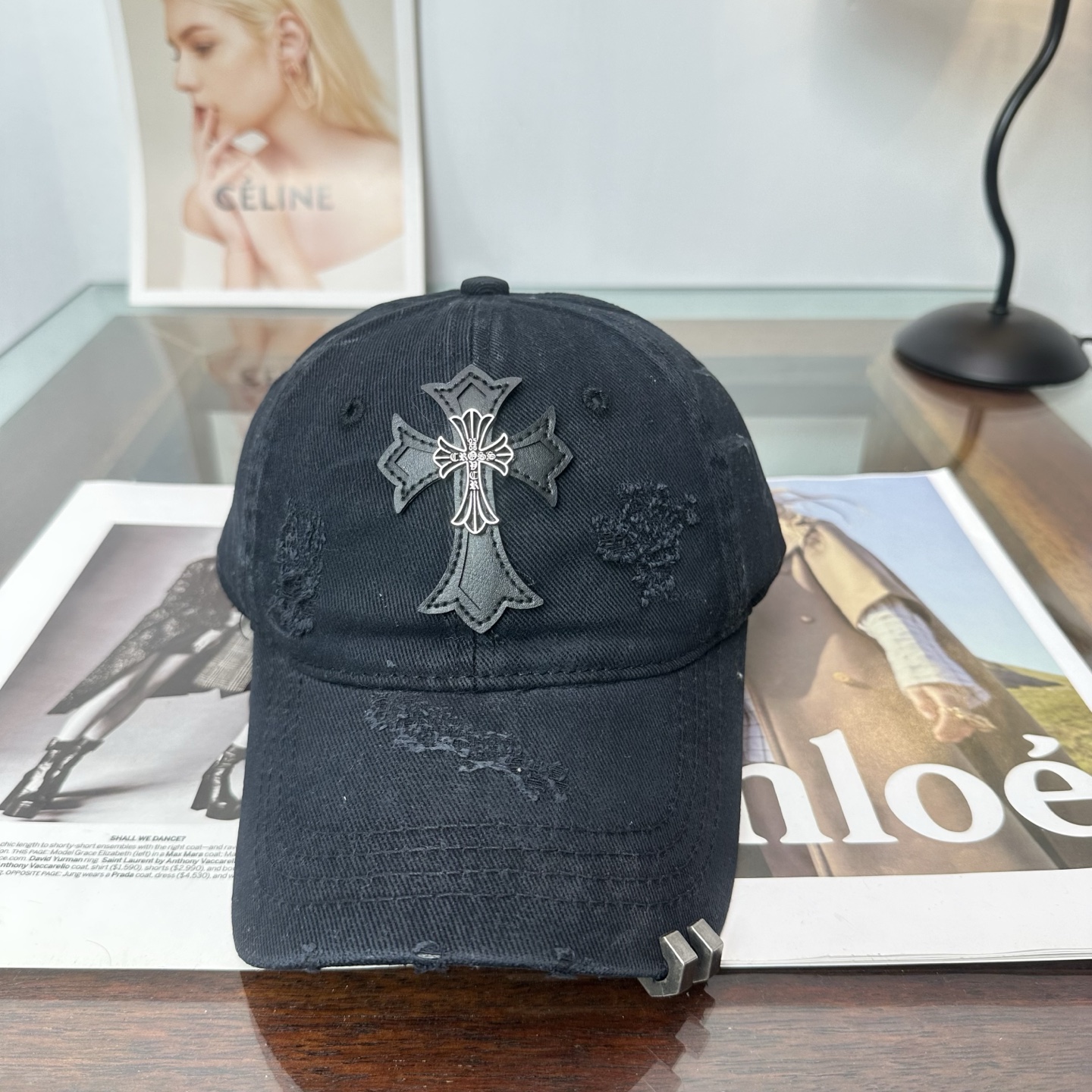 NO:949432,Chrome hearts Chrome hearts new cross high-quality baseball cap, high-end customized version!  The same style as the internet celebrity fashion blogger!  Wall crack recommended!  Great quality!  Who looks better in whoever wears it? Hats, straw hats, bucket hats, baseball caps, hats, chrome hearts, chrome hearts, espadrilles, hats19860909Chrome hearts 克罗心 新款十字架 高品质棒球帽,高端定制版！网红时尚博主同款！墙裂推荐！质量巨好！谁戴谁好看~帽子草帽渔夫帽棒球帽,帽子,chrome hearts,chrome hearts,espadrilles,hats,hat