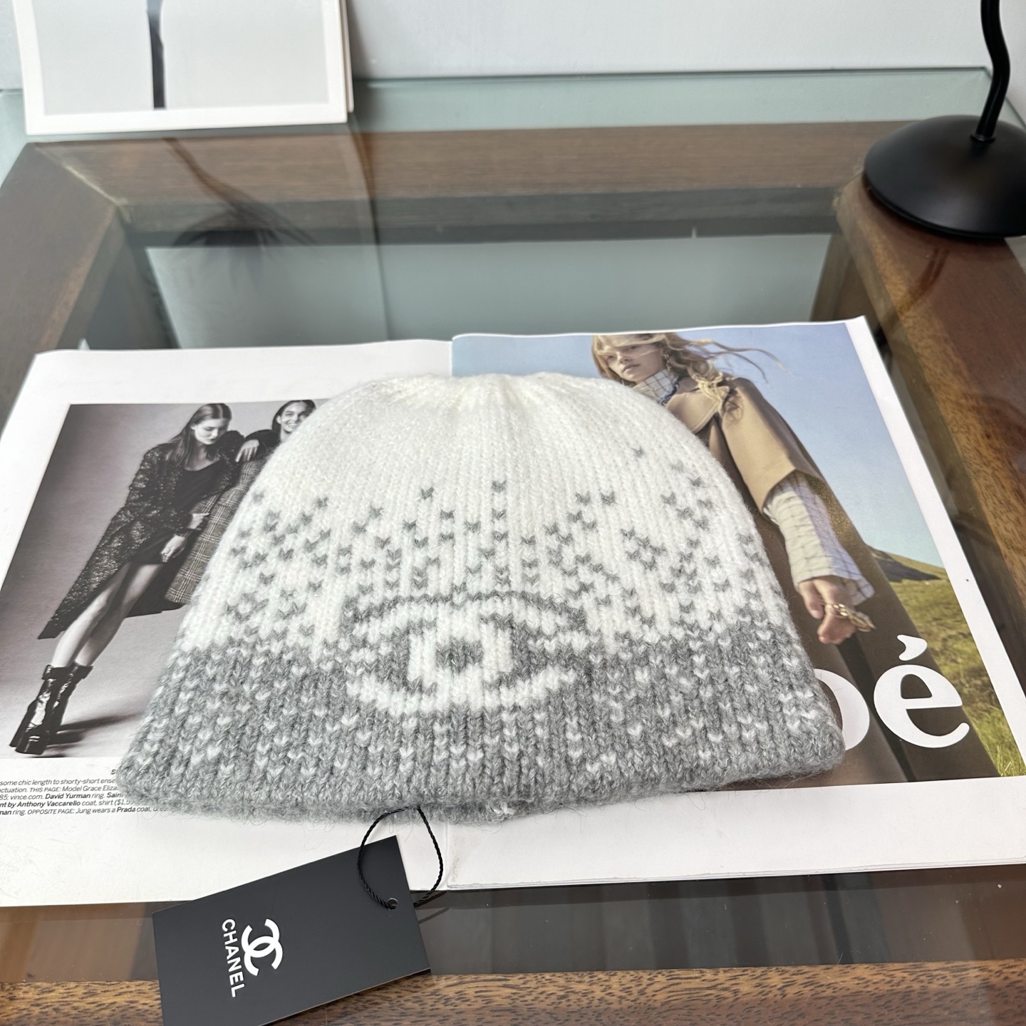 NO:949401,CHANEL Chanel's new autumn and winter knitted woolen hat, super popular and first-class texture, very easy to match when going out!  Age-reducing artifact hat, straw hat, fisherman hat, baseball cap, hat, chanel, chanel, espadrilles, hats19860909CHANEL香奈儿 秋冬新款针织毛线帽,超火爆质感一流,出街超好搭配！减龄神器帽子草帽渔夫帽棒球帽,帽子,chanel,chanel,espadrilles,hats,hat