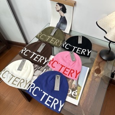 始祖鸟 秋冬新款针织毛线帽,超火爆💖质感一流,出街超好搭配!减龄神器 始祖鸟 秋冬新款针织毛线帽,超火爆💖质感一流,出街超好搭配!减龄神器