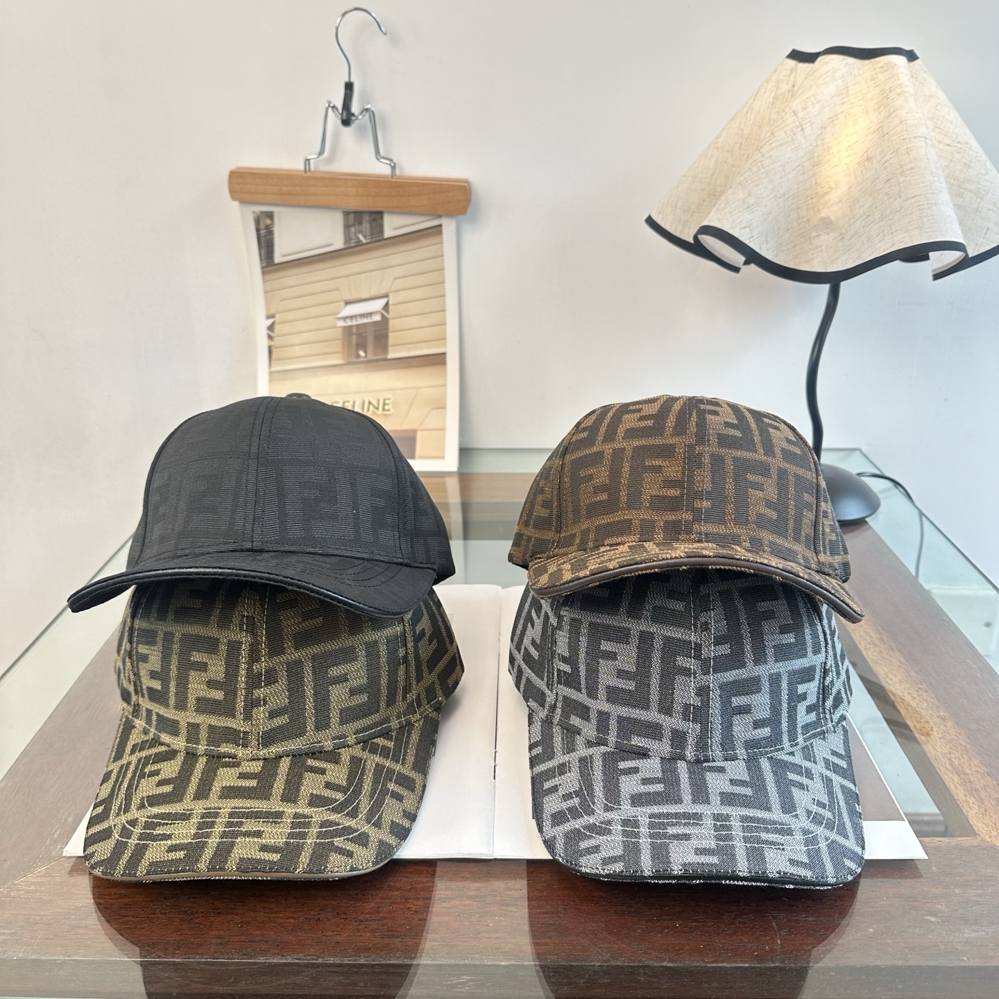 NO:950196,FENDI Fendi presbyopic series baseball cap, classic FF middle-aged item, temperament wearing item, quality bar hat, straw hat, fisherman hat, baseball cap, hat, fendi, fendi, espadrilles, hats19860909FENDI芬迪 老花系列棒球帽 经典FF中古单品,气质穿搭单品,质量杠杠帽子草帽渔夫帽棒球帽,帽子,fendi,fendi,espadrilles,hats,hat