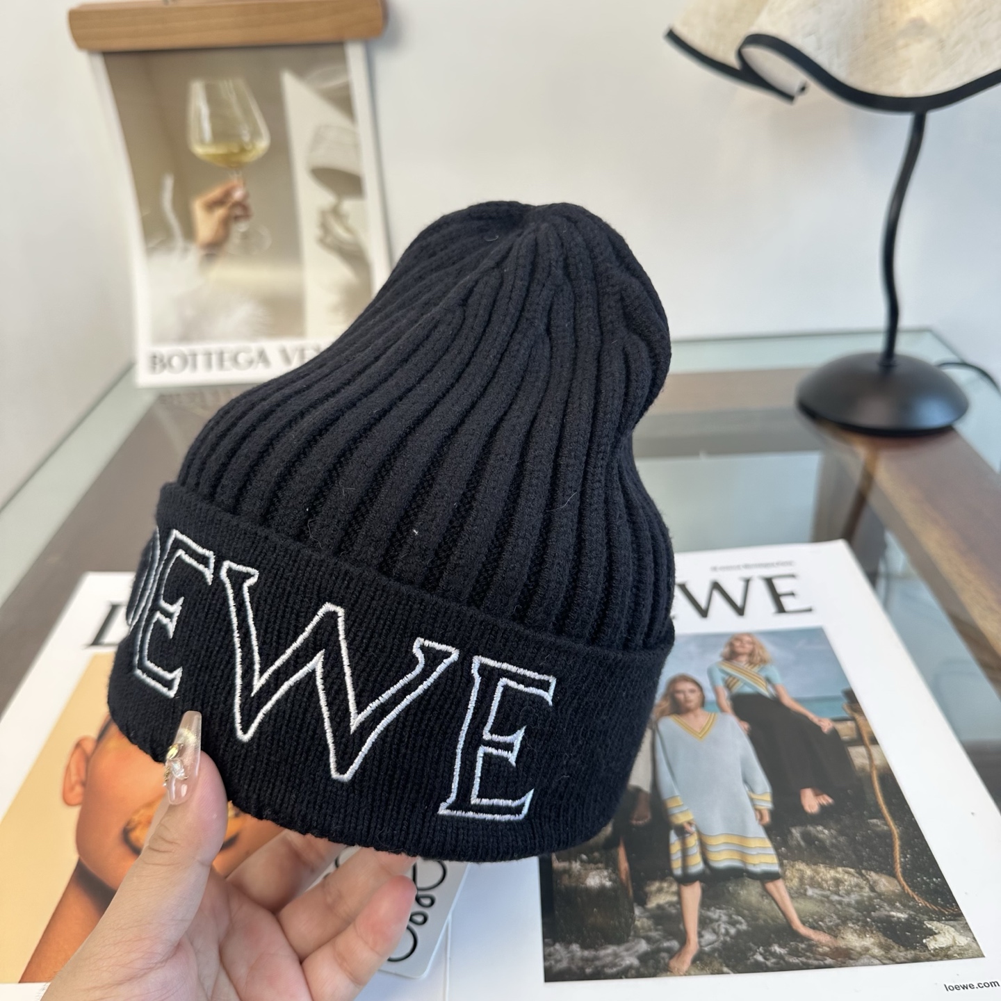 LOEWE 罗意威 秋冬新款针织毛线帽，超火爆💖质感一流，出街超好搭配！减龄神器