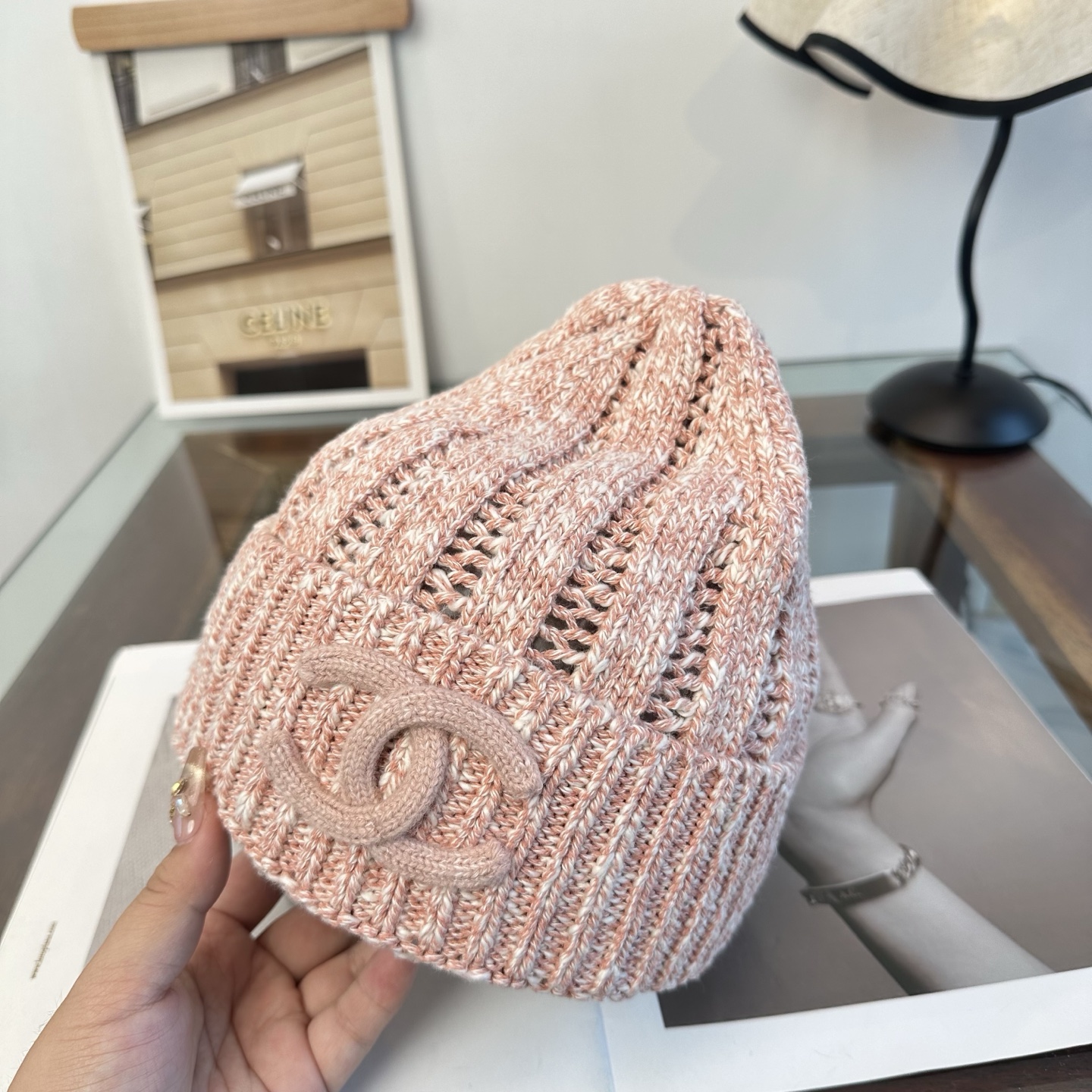 CHANEL香奈儿 👒 秋冬新款针织毛线帽，超火爆💖质感一流，出街超好搭配！减龄神器