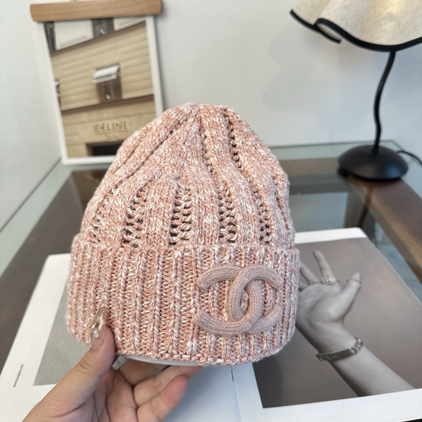 CHANEL香奈儿 👒 秋冬新款针织毛线帽，超火爆💖质感一流，出街超好搭配！减龄神器