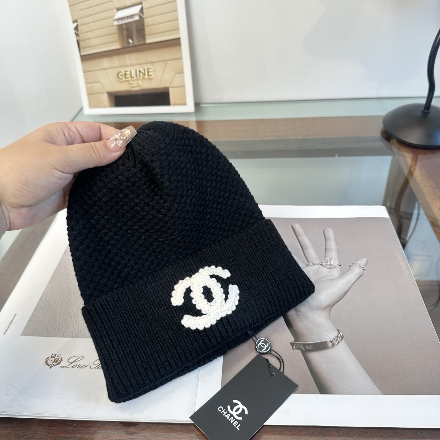 CHANEL香奈儿 👒 秋冬新款针织毛线帽，超火爆💖质感一流，出街超好搭配！减龄神器