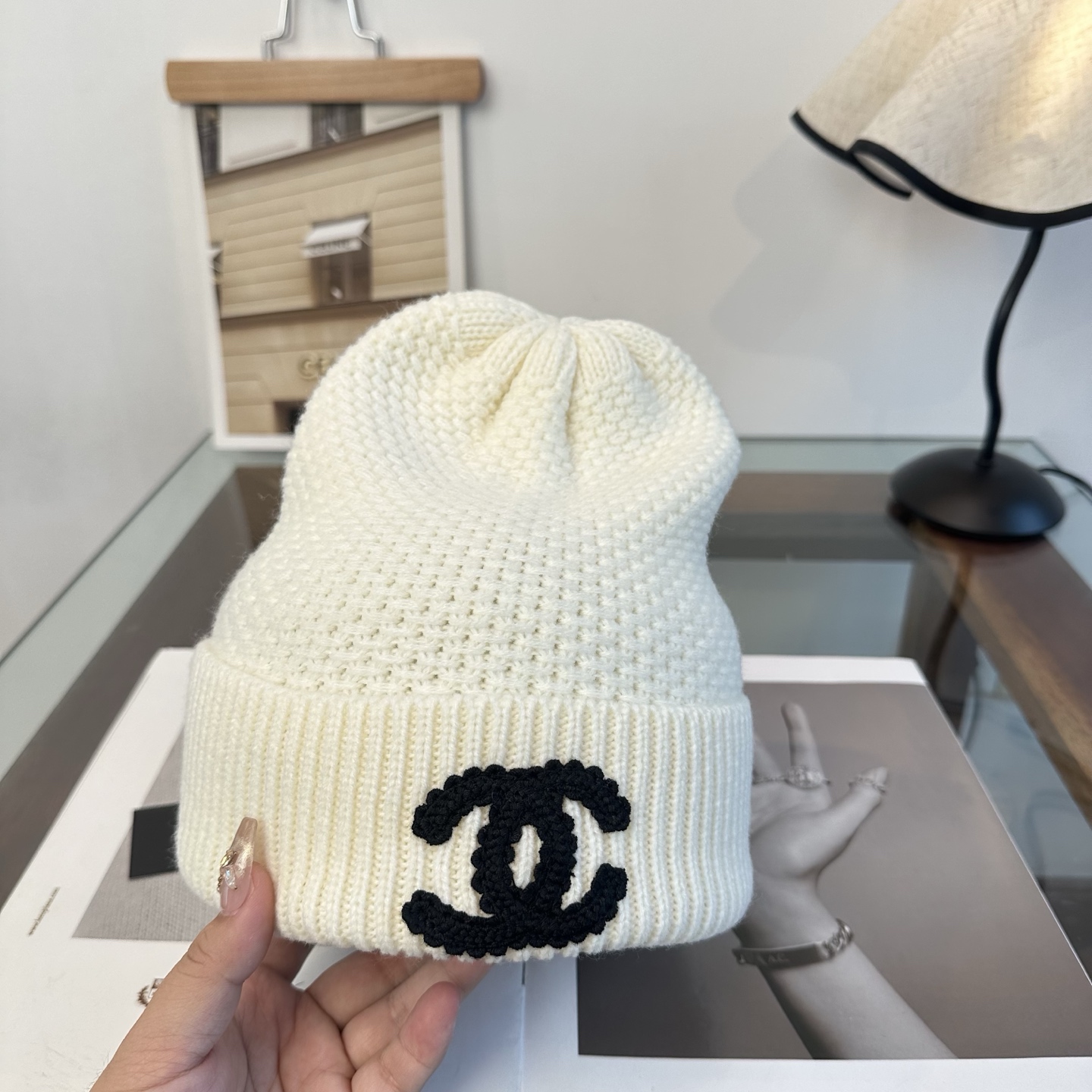 CHANEL香奈儿 👒 秋冬新款针织毛线帽，超火爆💖质感一流，出街超好搭配！减龄神器