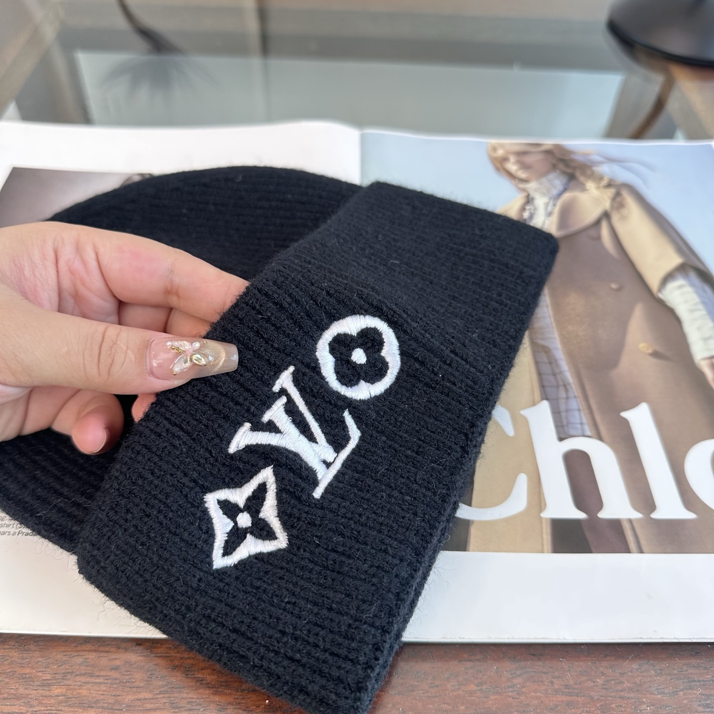 LV 秋冬新款针织毛线帽，超火爆💖质感一流，出街超好搭配！减龄神器