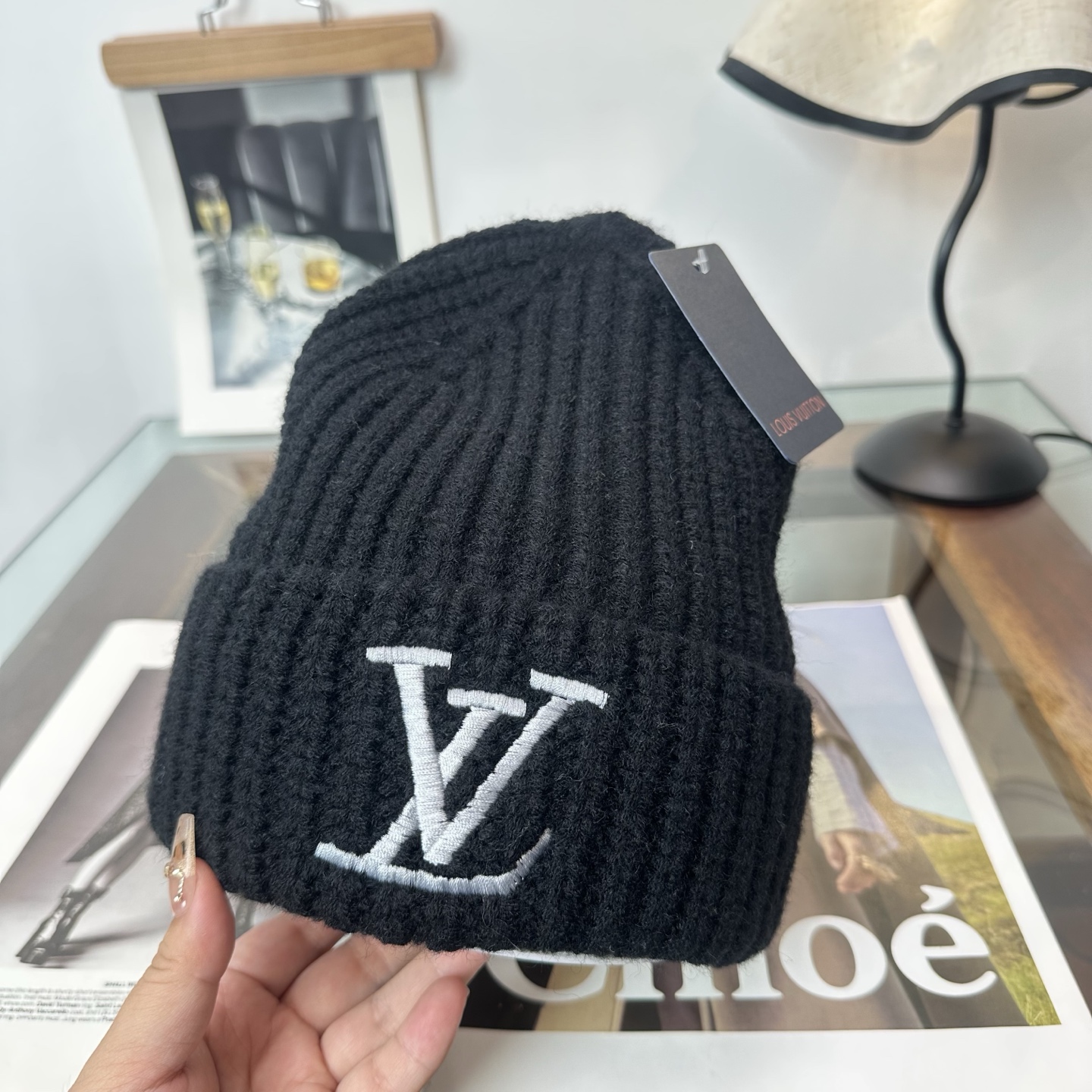 LV👒 秋冬新款针织毛线帽，超火爆💖质感一流，出街超好搭配！减龄神器