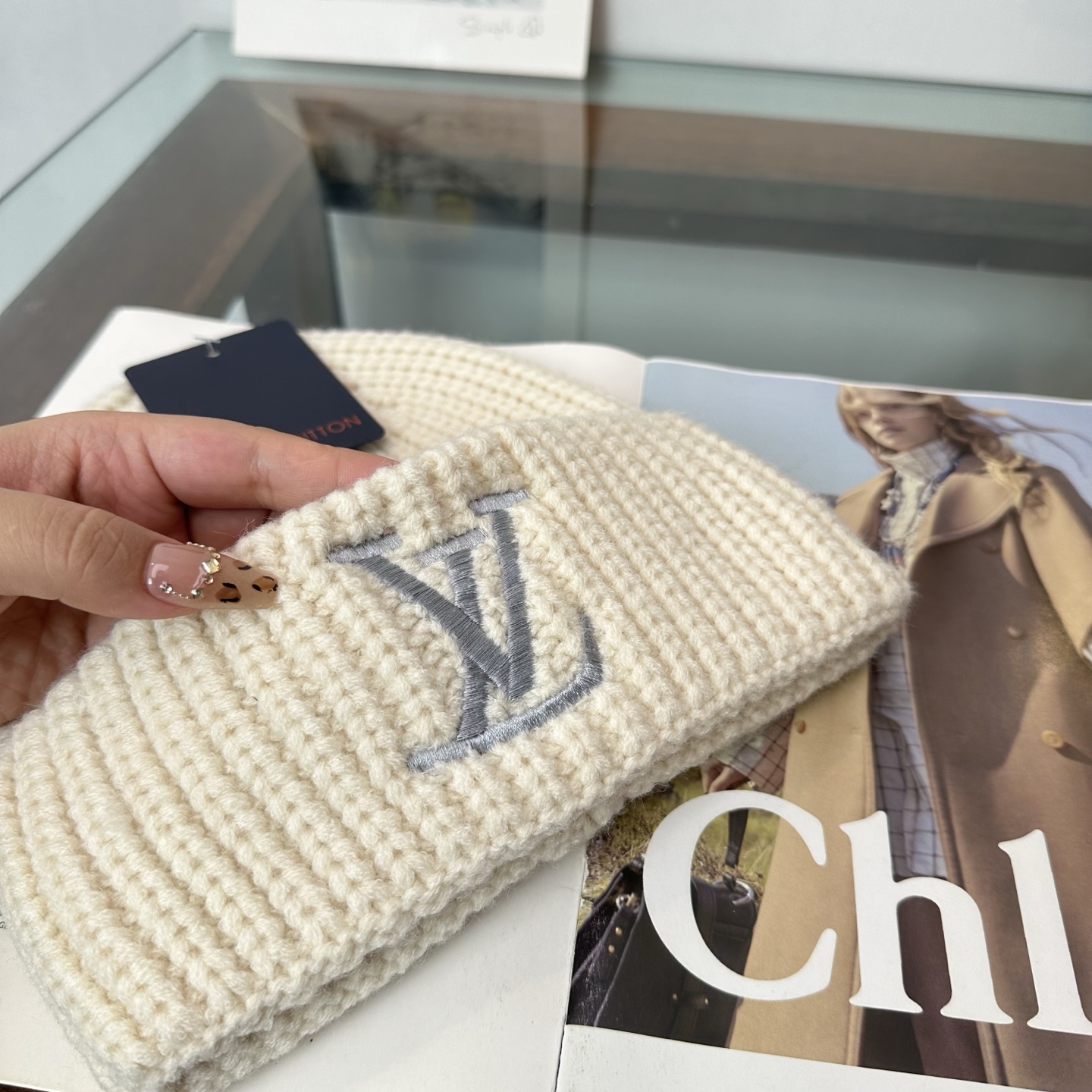 LV👒 秋冬新款针织毛线帽，超火爆💖质感一流，出街超好搭配！减龄神器