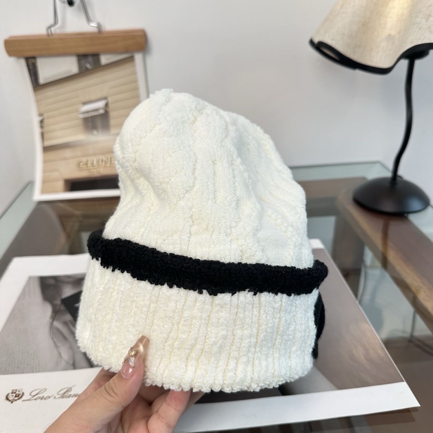 CHANEL香奈儿 👒 秋冬新款针织毛线帽，超火爆💖质感一流，出街超好搭配！减龄神器