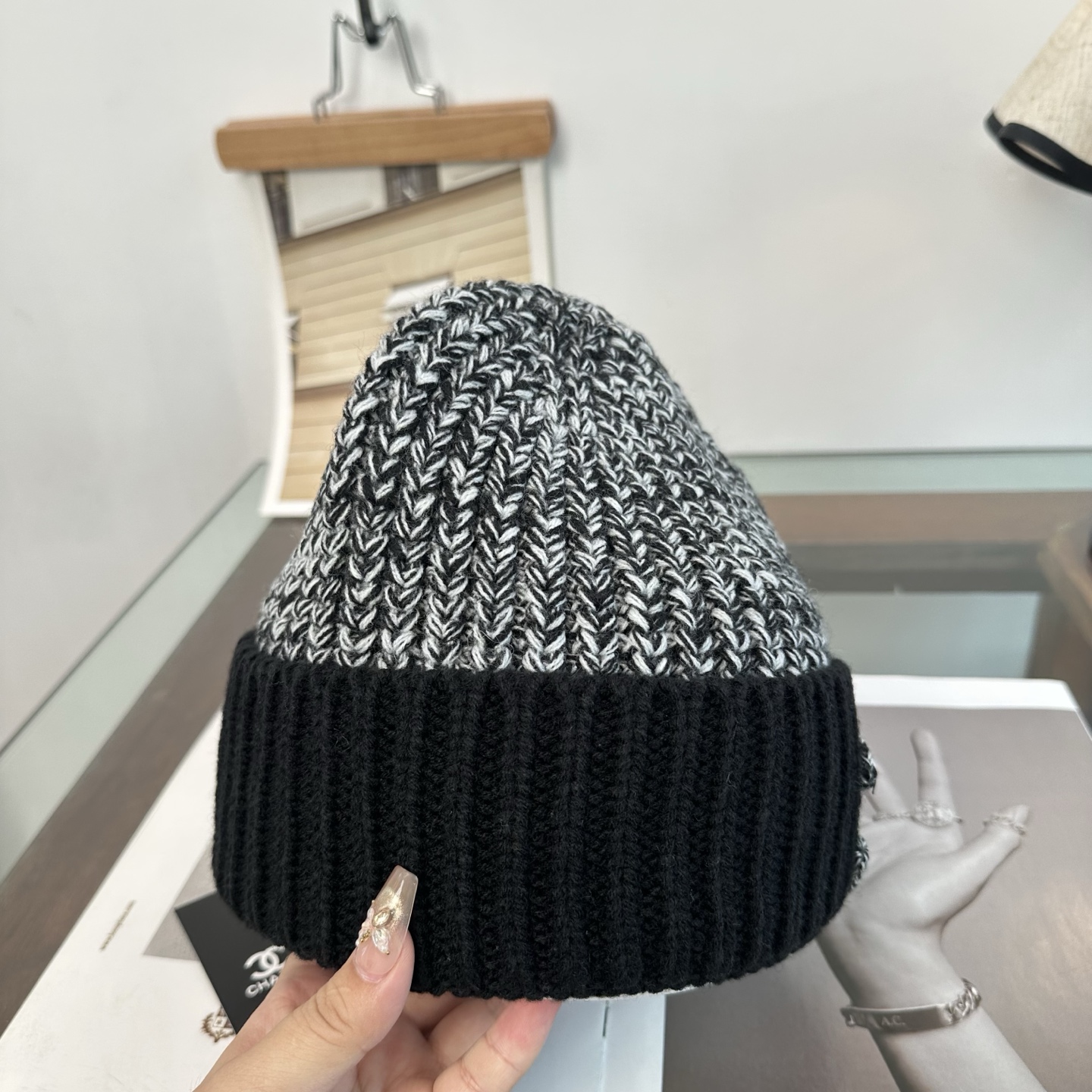 CHANEL香奈儿 👒 秋冬新款针织毛线帽，超火爆💖质感一流，出街超好搭配！减龄神器