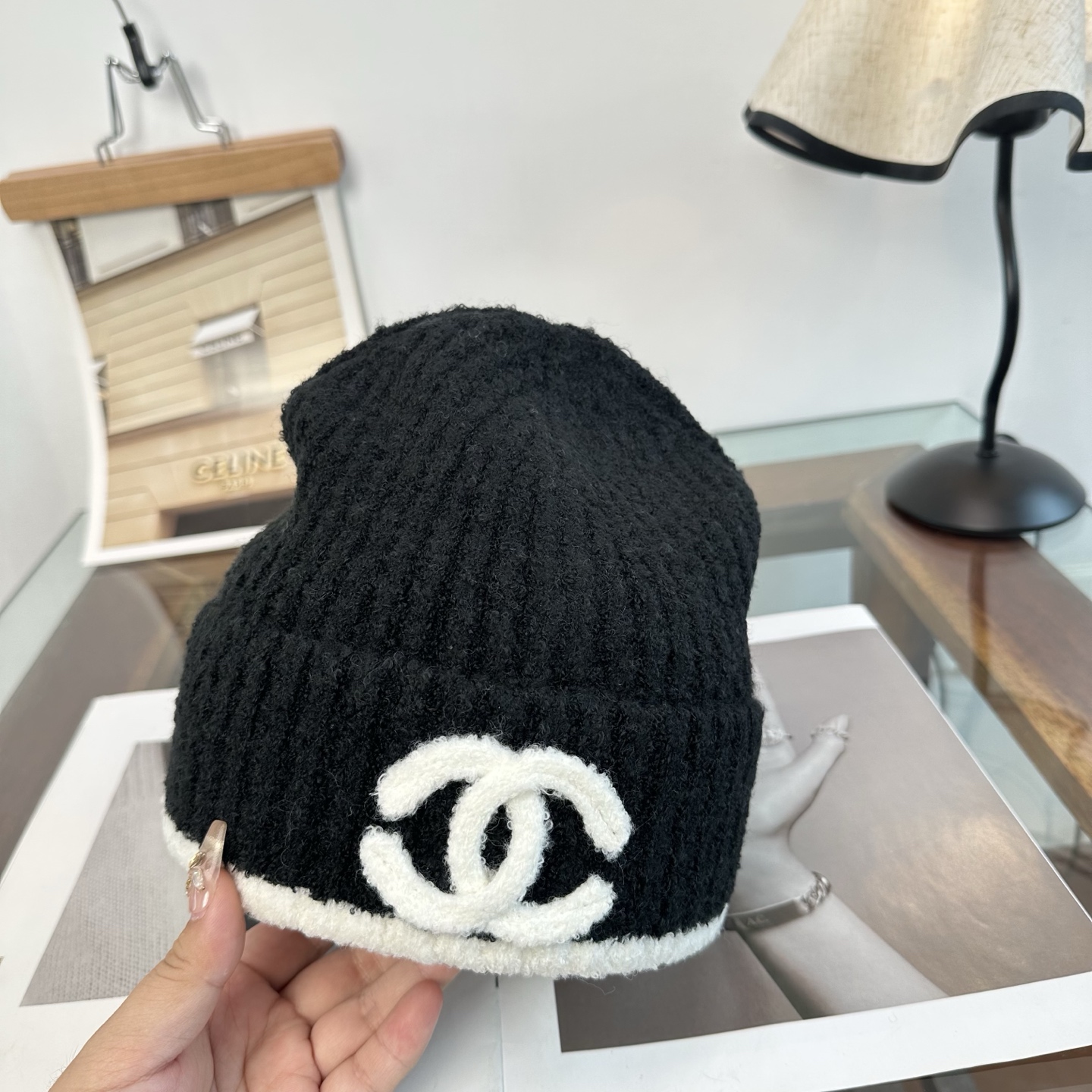 CHANEL香奈儿 👒 秋冬新款针织毛线帽，超火爆💖质感一流，出街超好搭配！减龄神器