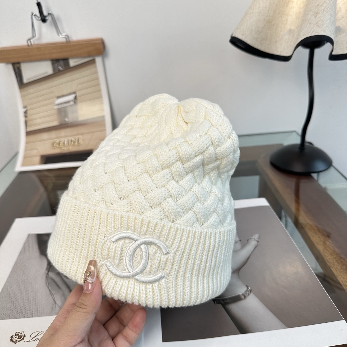 CHANEL香奈儿 👒 秋冬新款针织毛线帽，超火爆💖质感一流，出街超好搭配！减龄神器