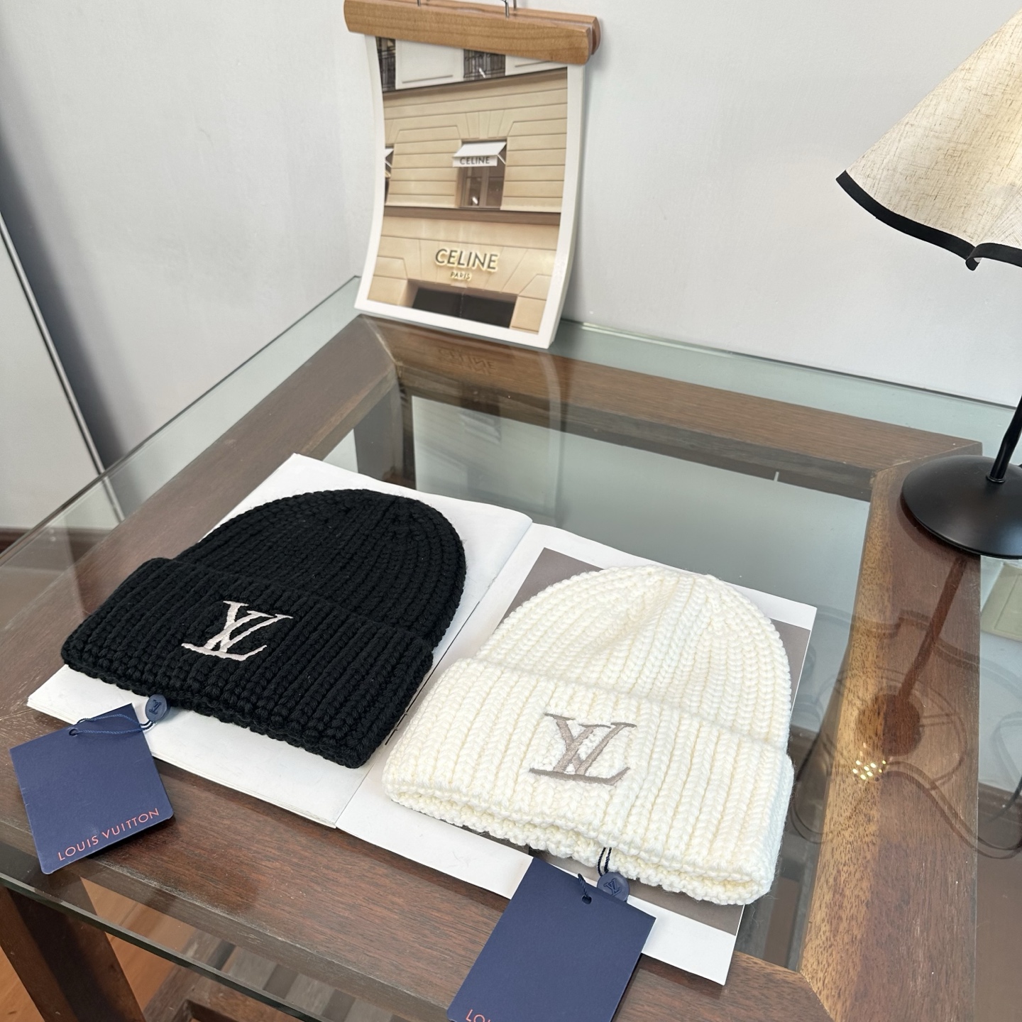 LV👒 秋冬新款针织毛线帽，超火爆💖质感一流，出街超好搭配！减龄神器
