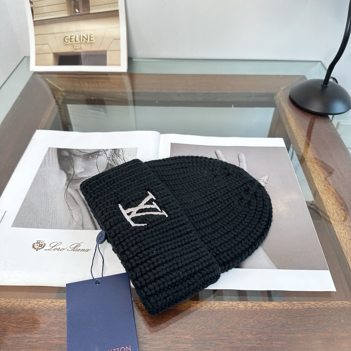 LV👒 秋冬新款针织毛线帽，超火爆💖质感一流，出街超好搭配！减龄神器