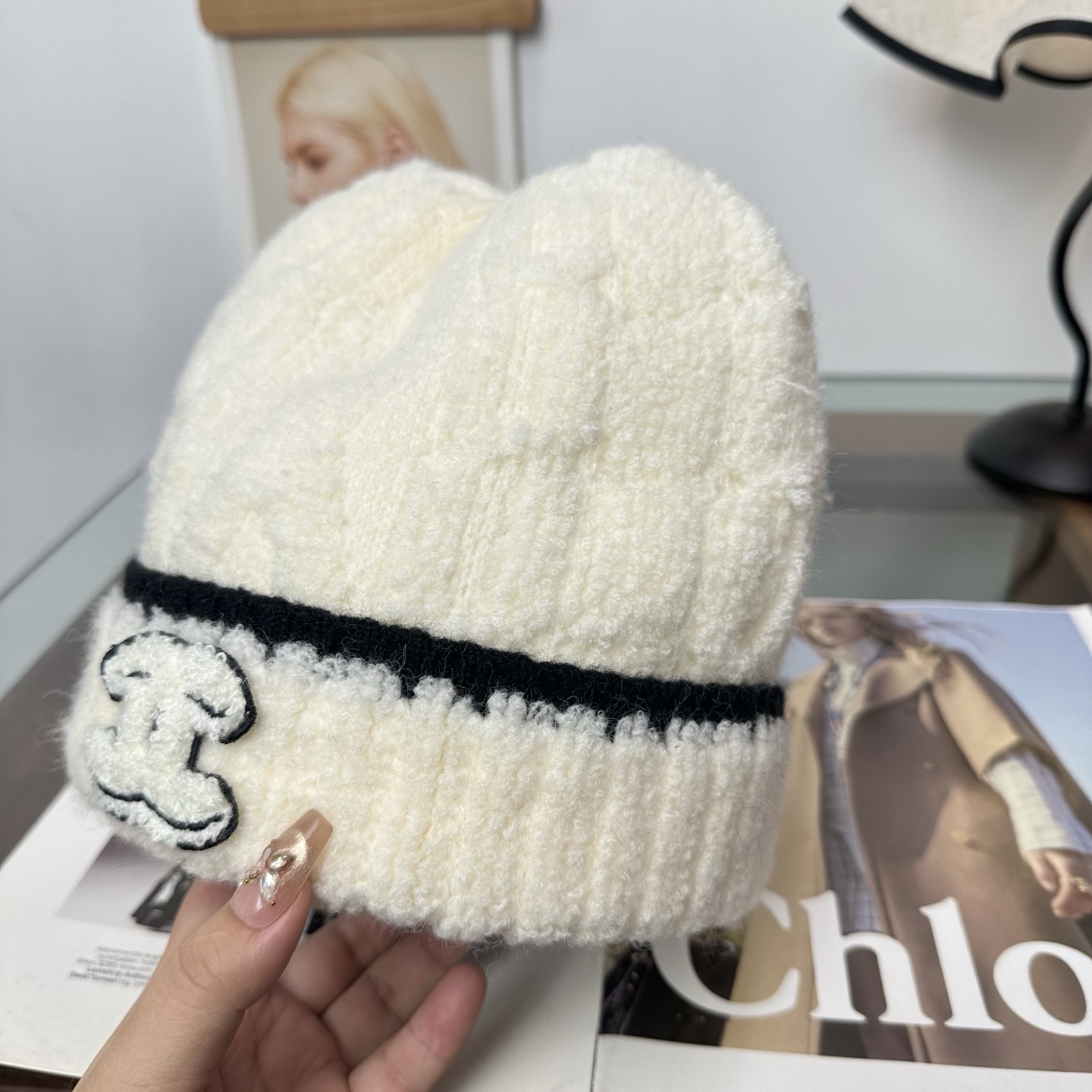 CHANEL香奈儿 秋冬新款针织毛线帽，超火爆💖质感一流，出街超好搭配！减龄神器