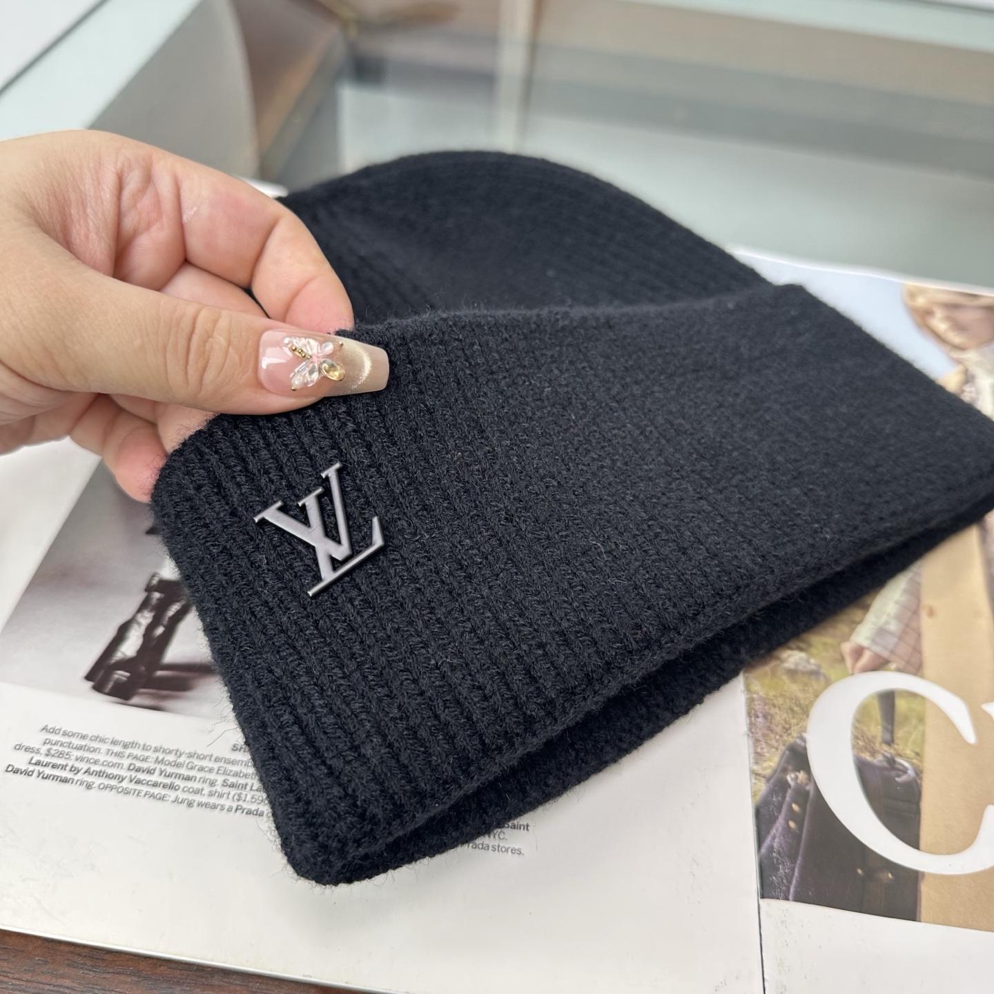 LV 秋冬新款针织毛线帽，超火爆💖质感一流，出街超好搭配！减龄神器
