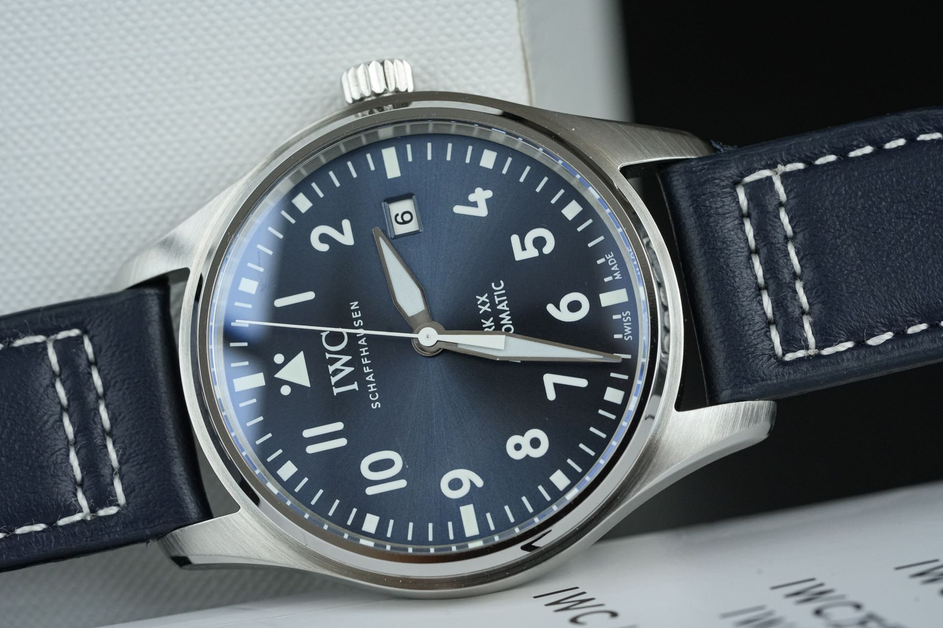 NO:393342,More details,19860909更多细节,,Watch