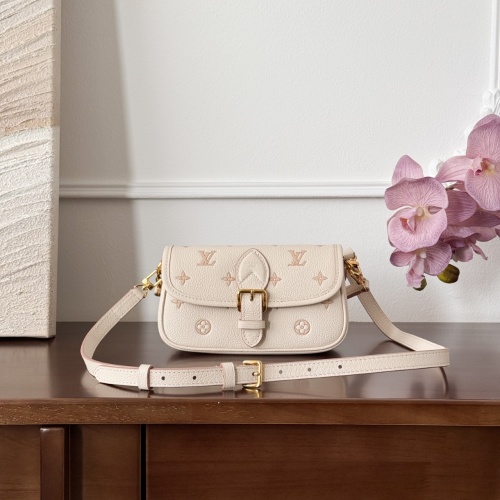 Louis Vuitton Cream Leather Bag with Gold Hardware and Adjustable Strap 1 Louis Vuitton Cream Leather Bag with Gold Hardware and Adjustable Strap