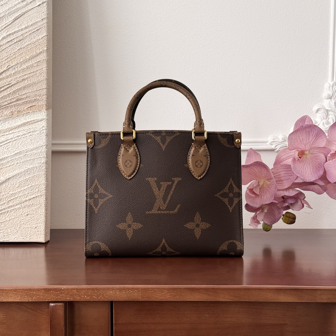 루이비통 온더고 모노그램 리버스 M46373 가방 Louis Vuitton