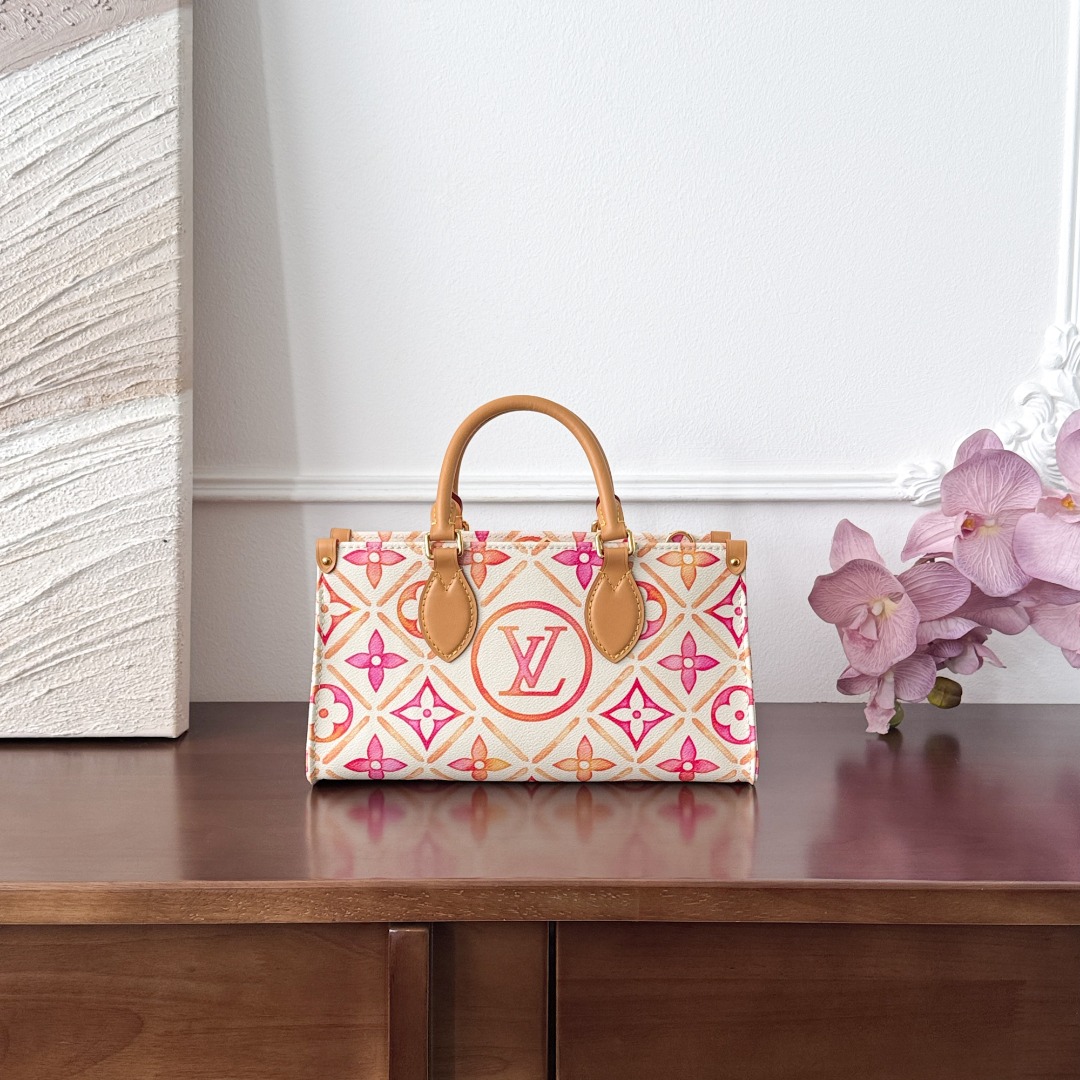 Louis Vuitton onthego-
M25318-
25x10x13cm