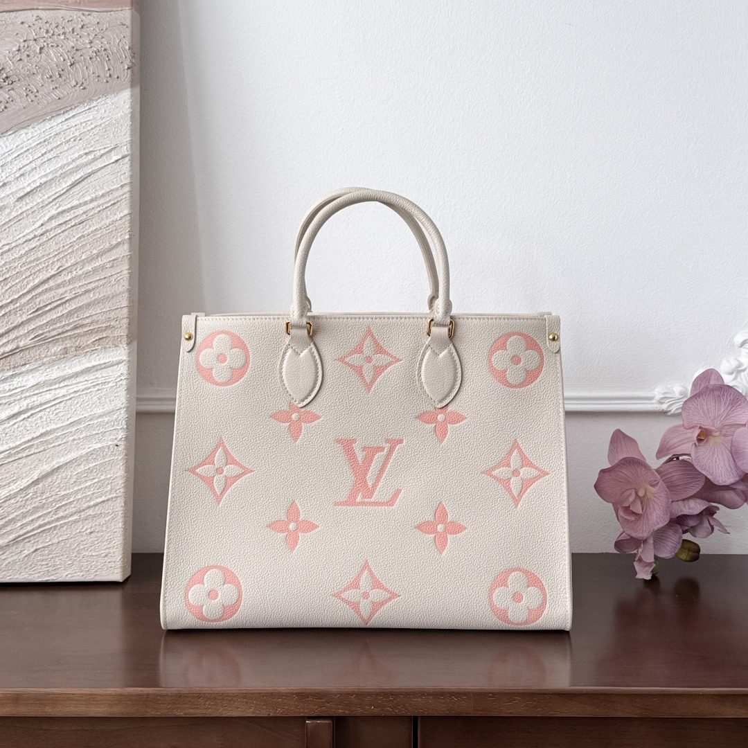Louis Vuitton onthego-
M21575
35x14x27cm