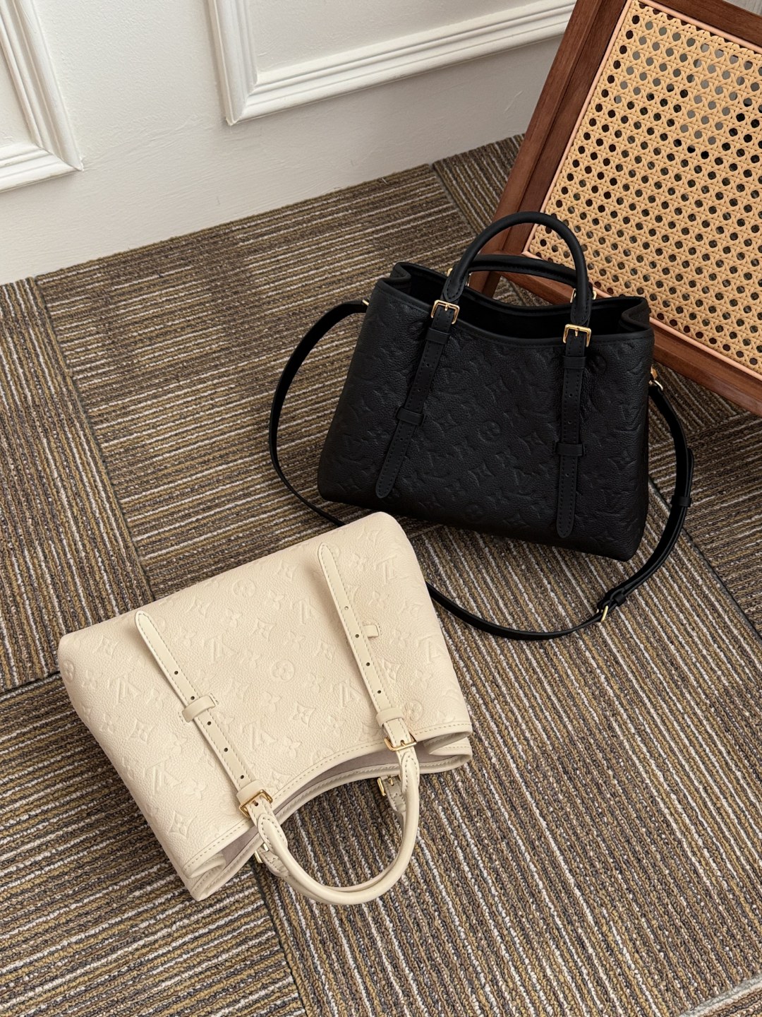 Louis Vuitton babylonetote