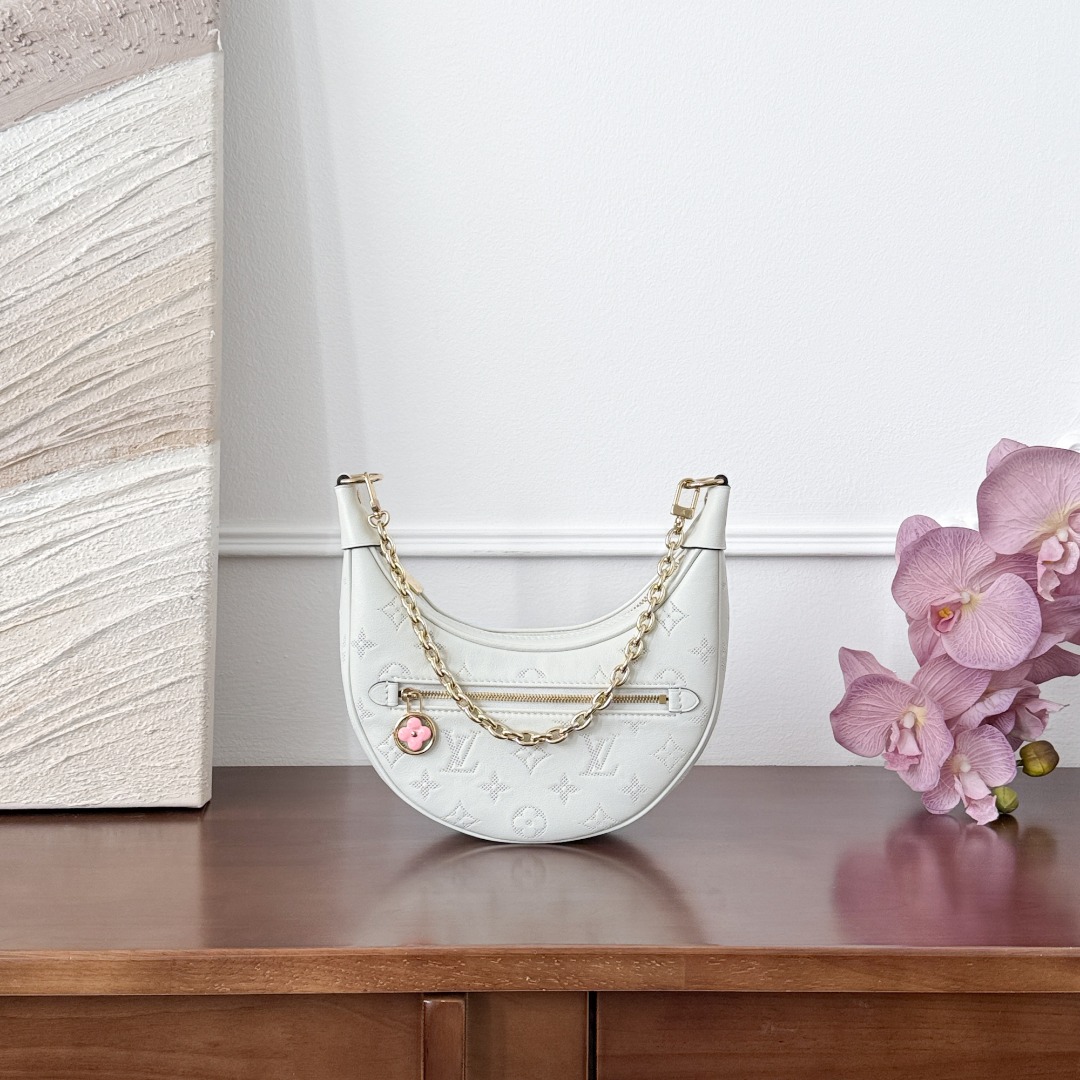 Louis Vuitton cleanfit