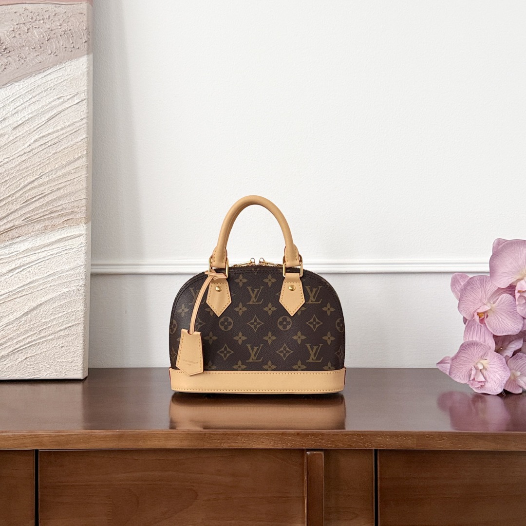 Louis Vuitton Almabb-
M46990
24x12x18cm